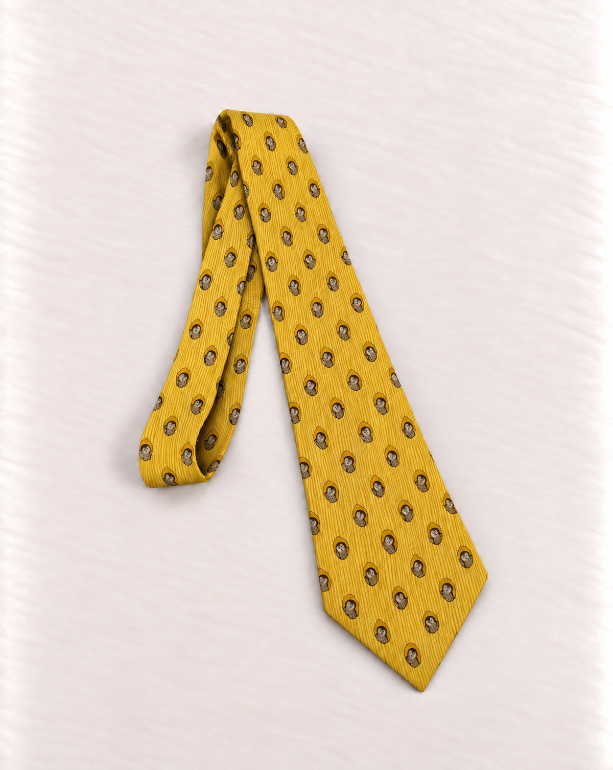Cravate Hermès en soie jaune à motif chouettes-1