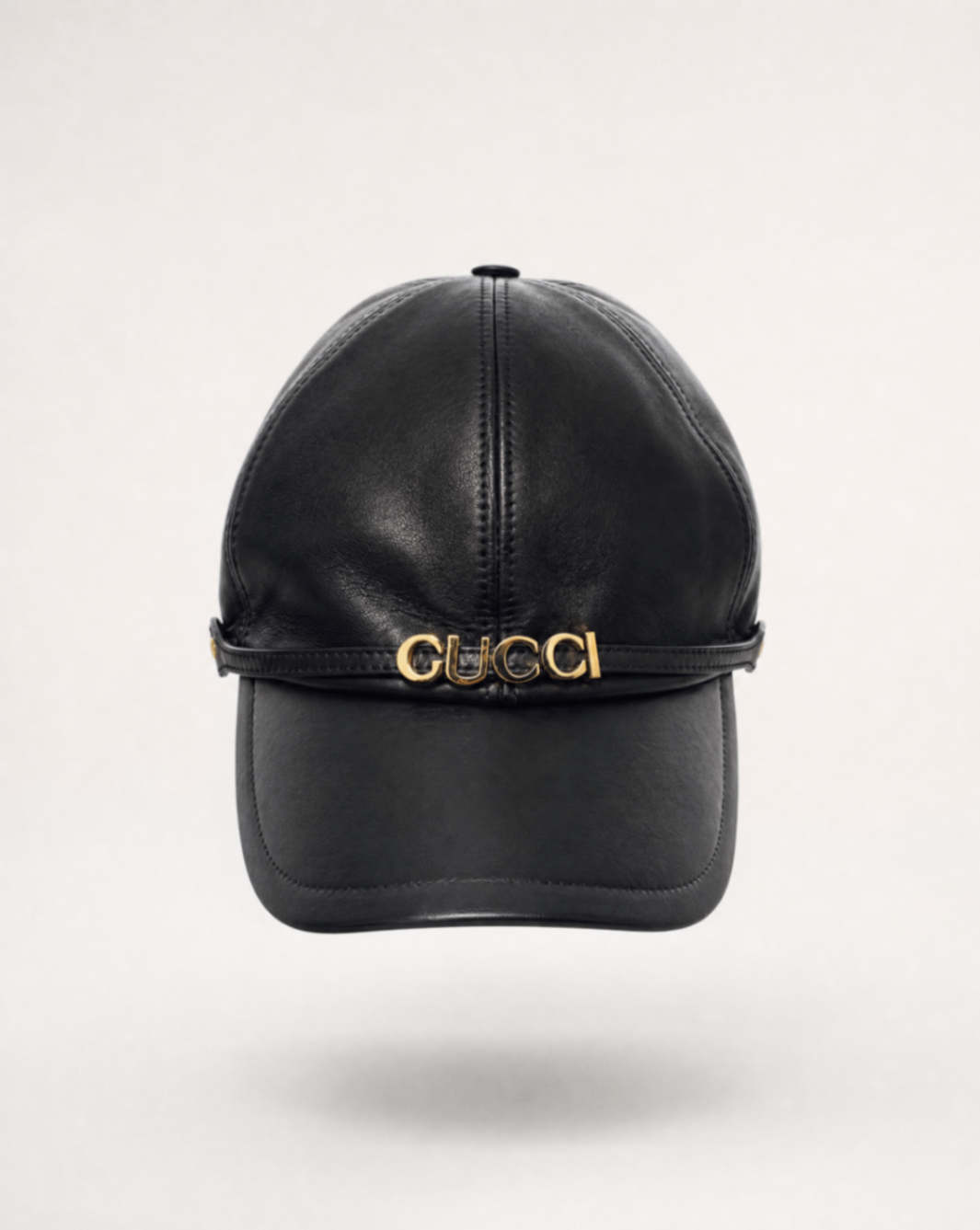 Gucci – Casquette en agneau noir sigle GG doré – T.M
