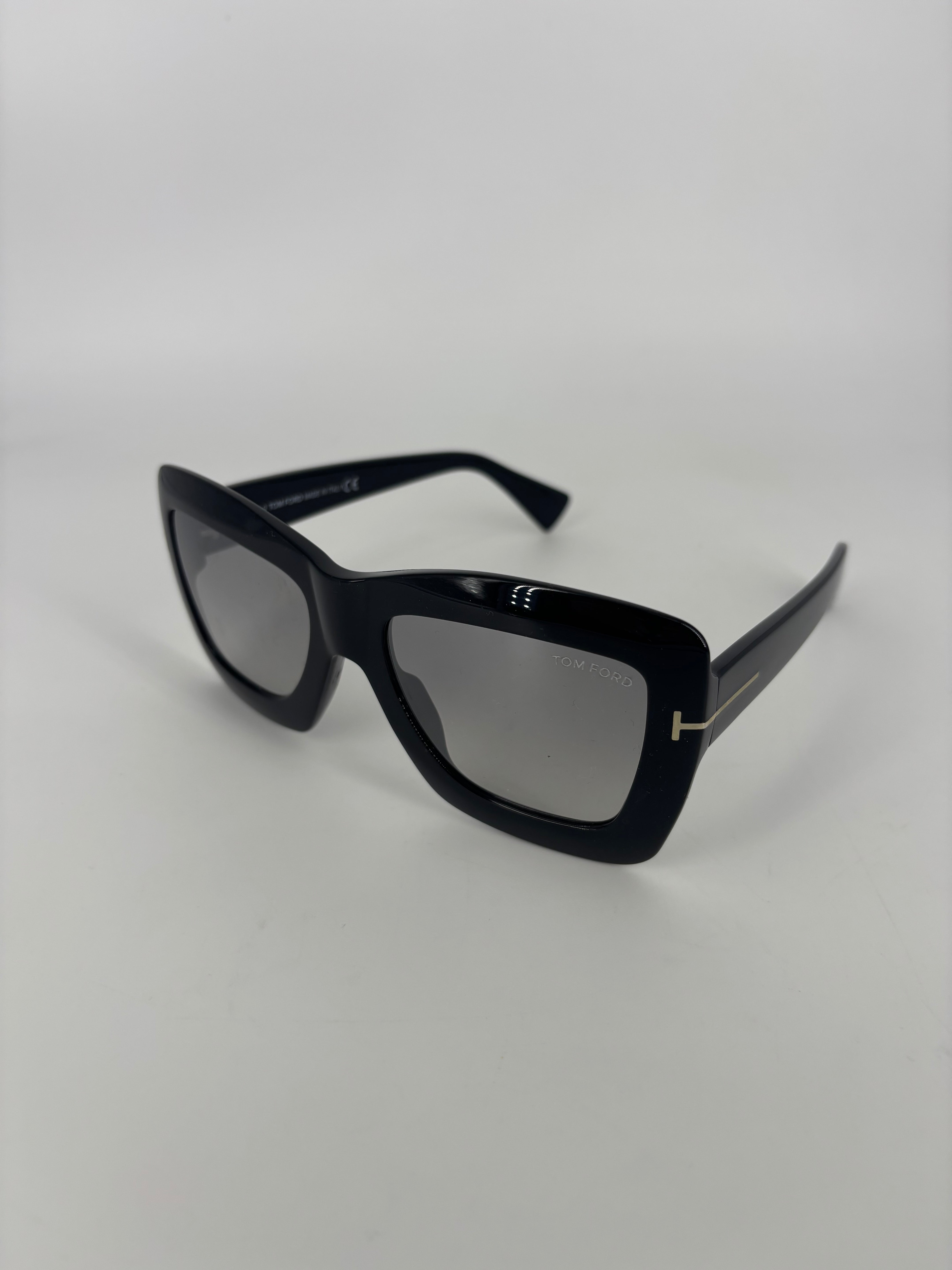 Lunettes de soleil Tom Ford oversize acétate noir verres gris – Parfait état-2