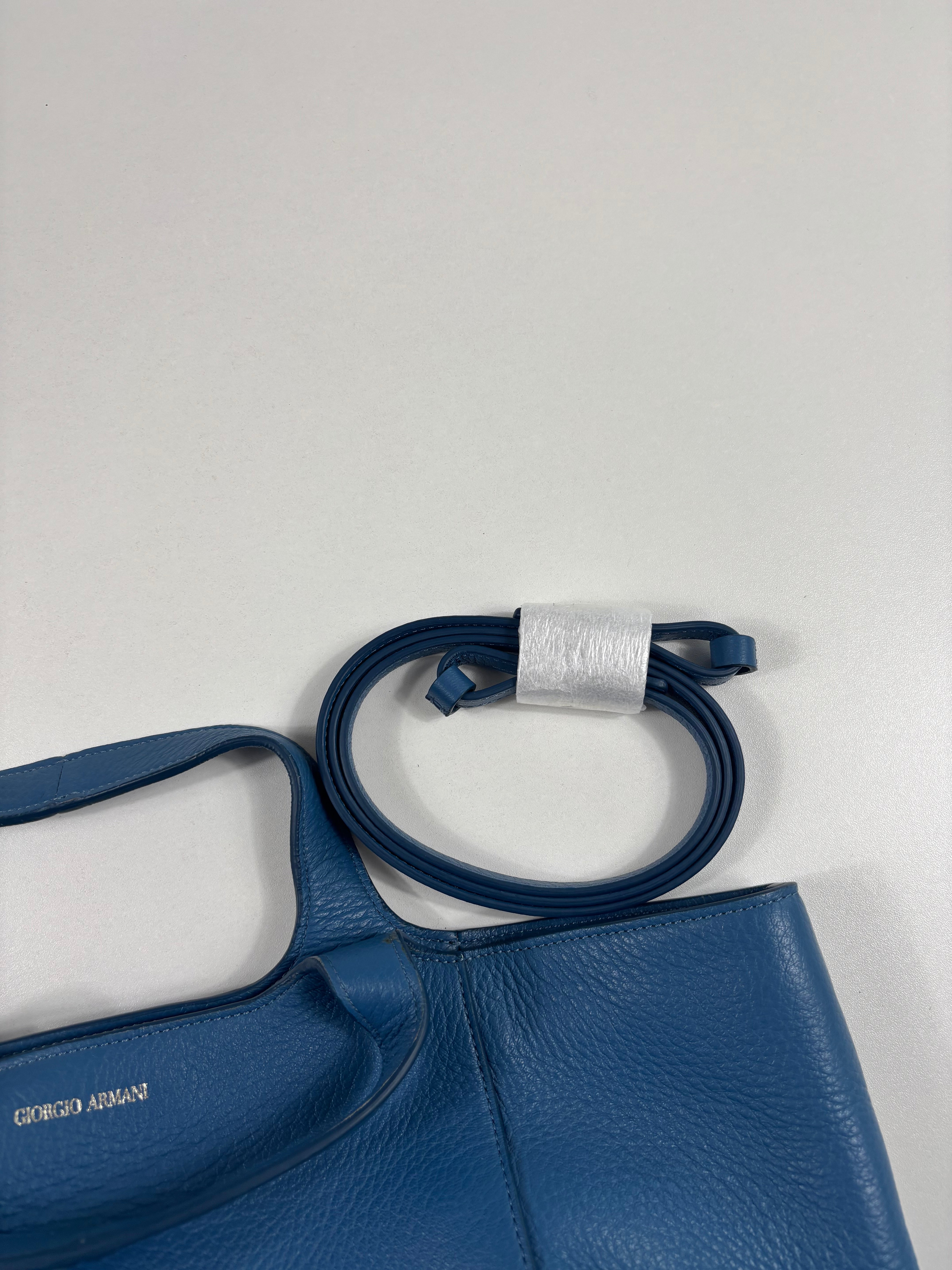 Sac cabas Giorgio Armani cuir grainé bleu pétrole bandoulière amovible-4