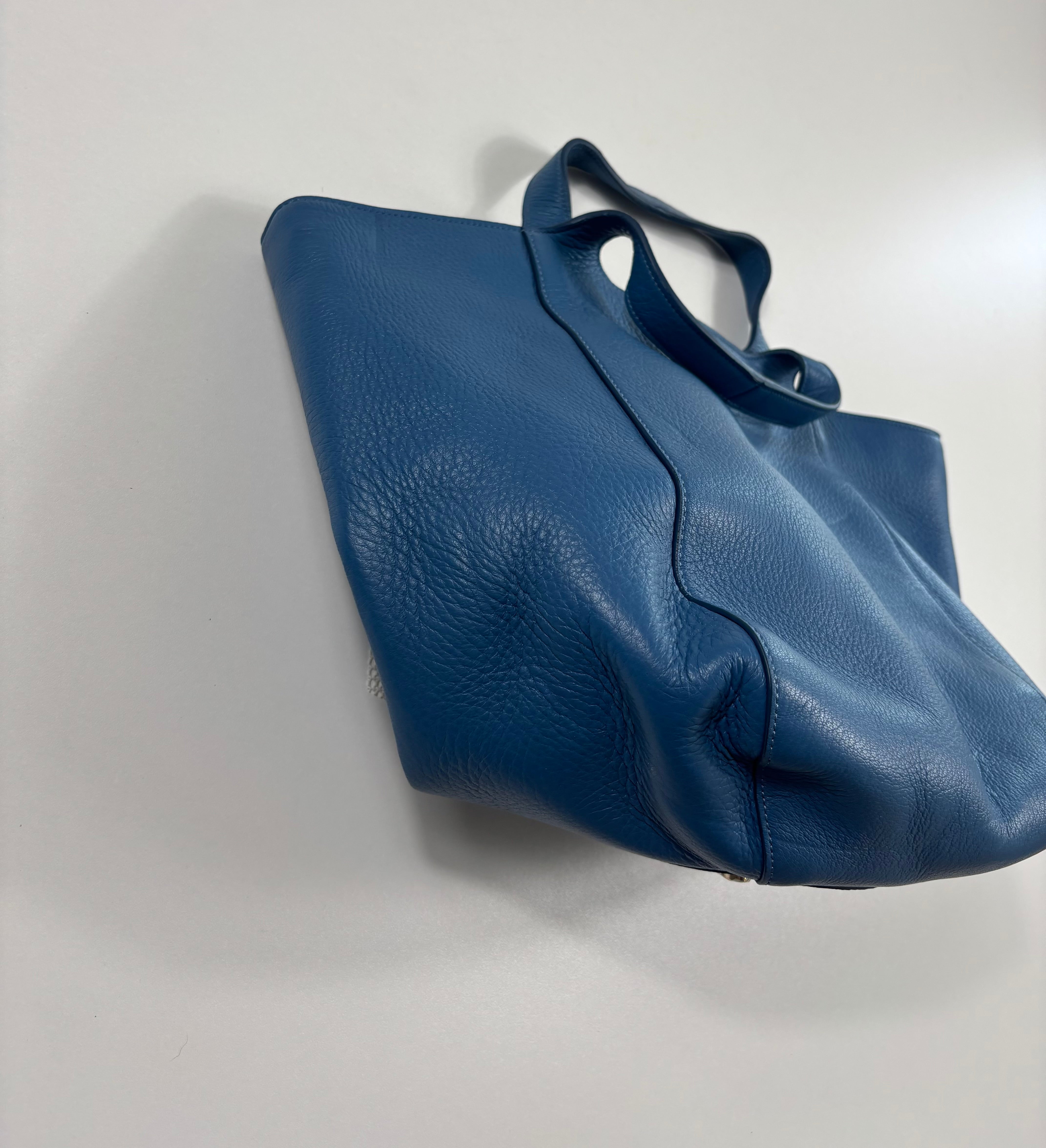 Sac cabas Giorgio Armani cuir grainé bleu pétrole bandoulière amovible-7