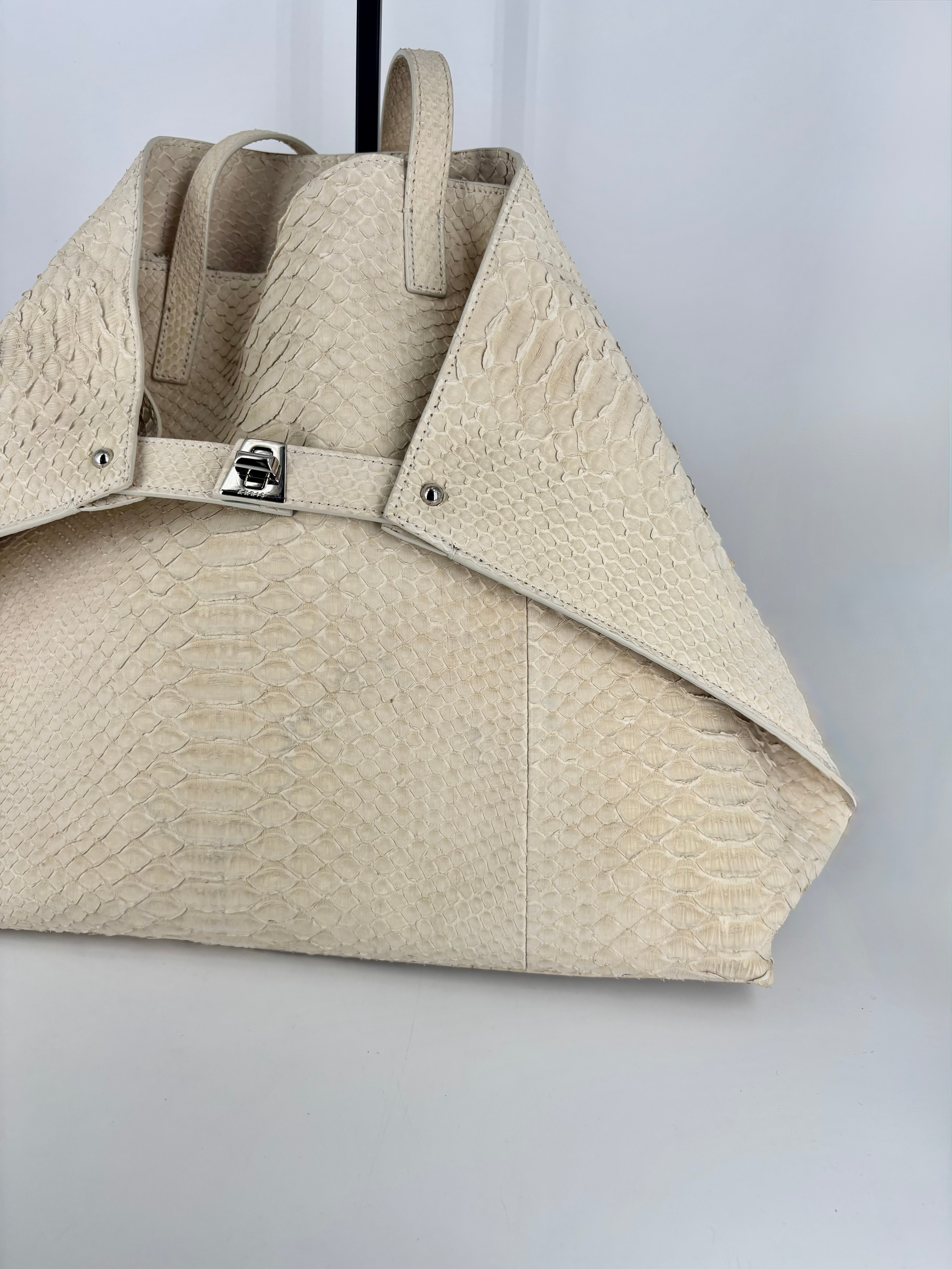 Sac Akris Ai Top Handle Tote python crème ivoire-2