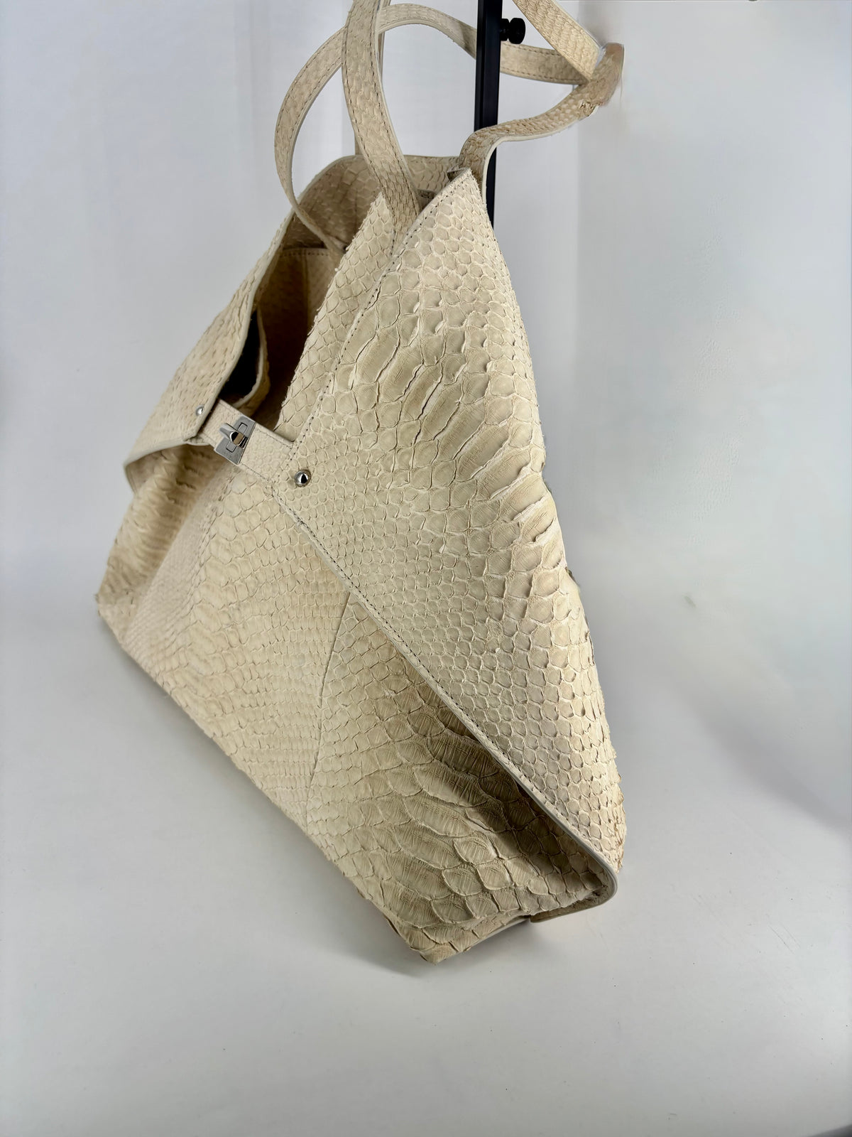 Sac Akris Ai Top Handle Tote python crème ivoire-4
