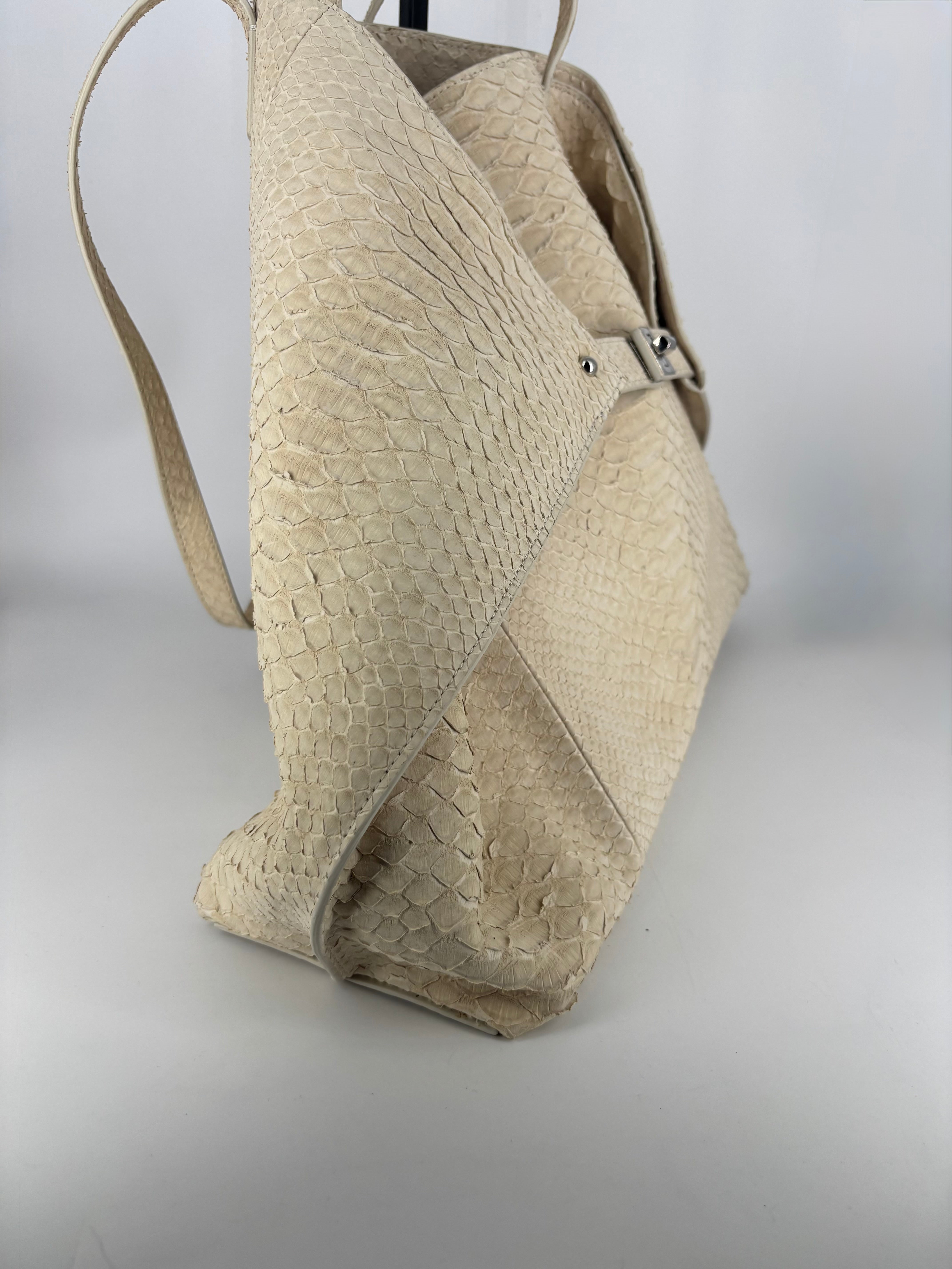 Sac Akris Ai Top Handle Tote python crème ivoire-5
