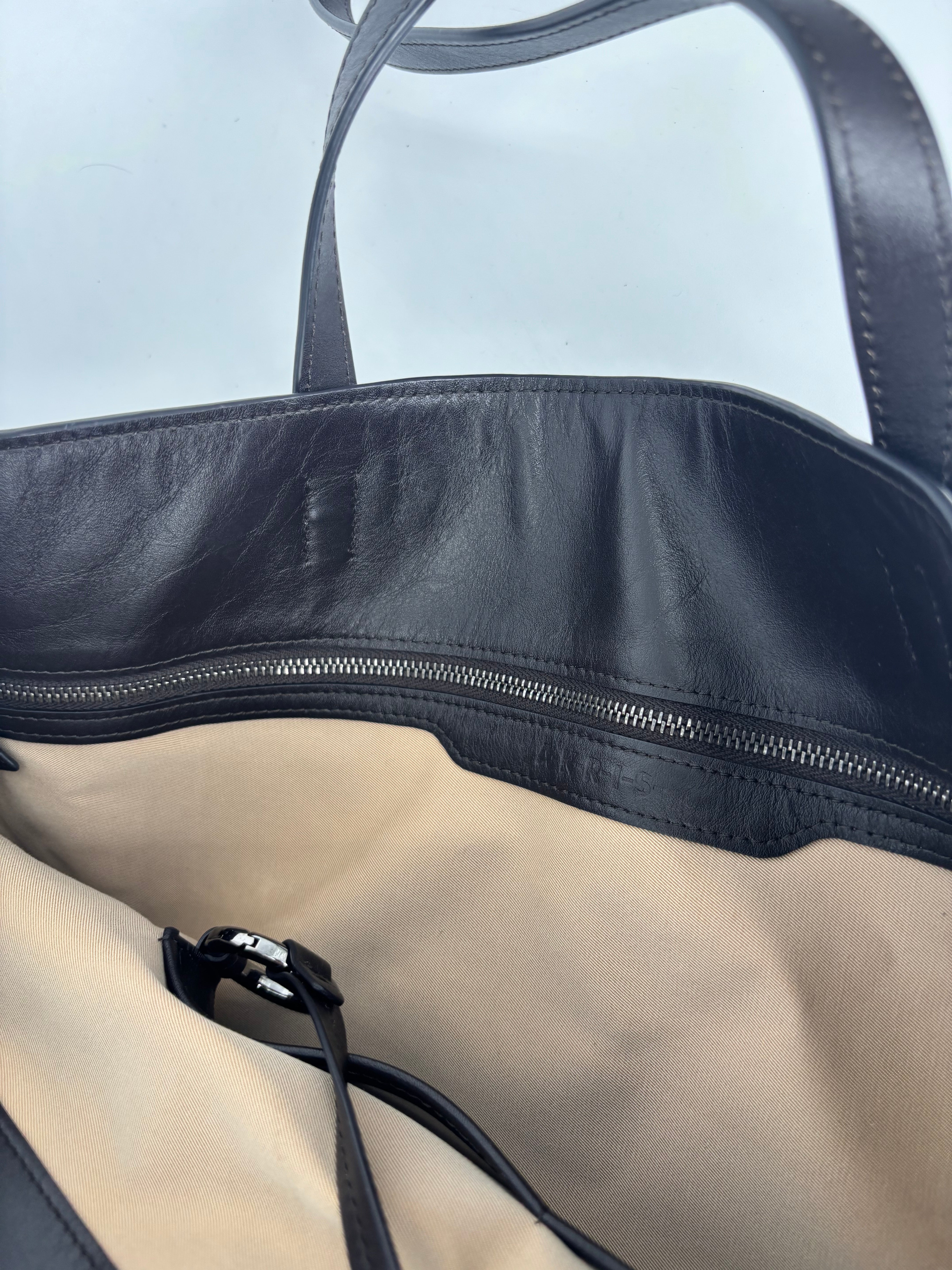 Sac Akris Ai Top Handle Tote tressé noir et brun-14
