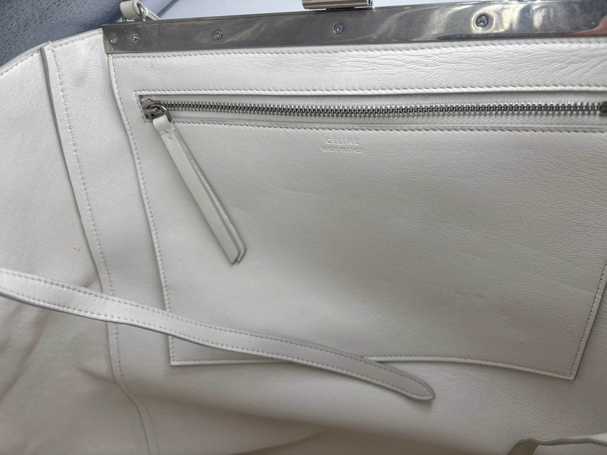 Sac Céline Clasp grand format cuir blanc cassé cadre métallique-11