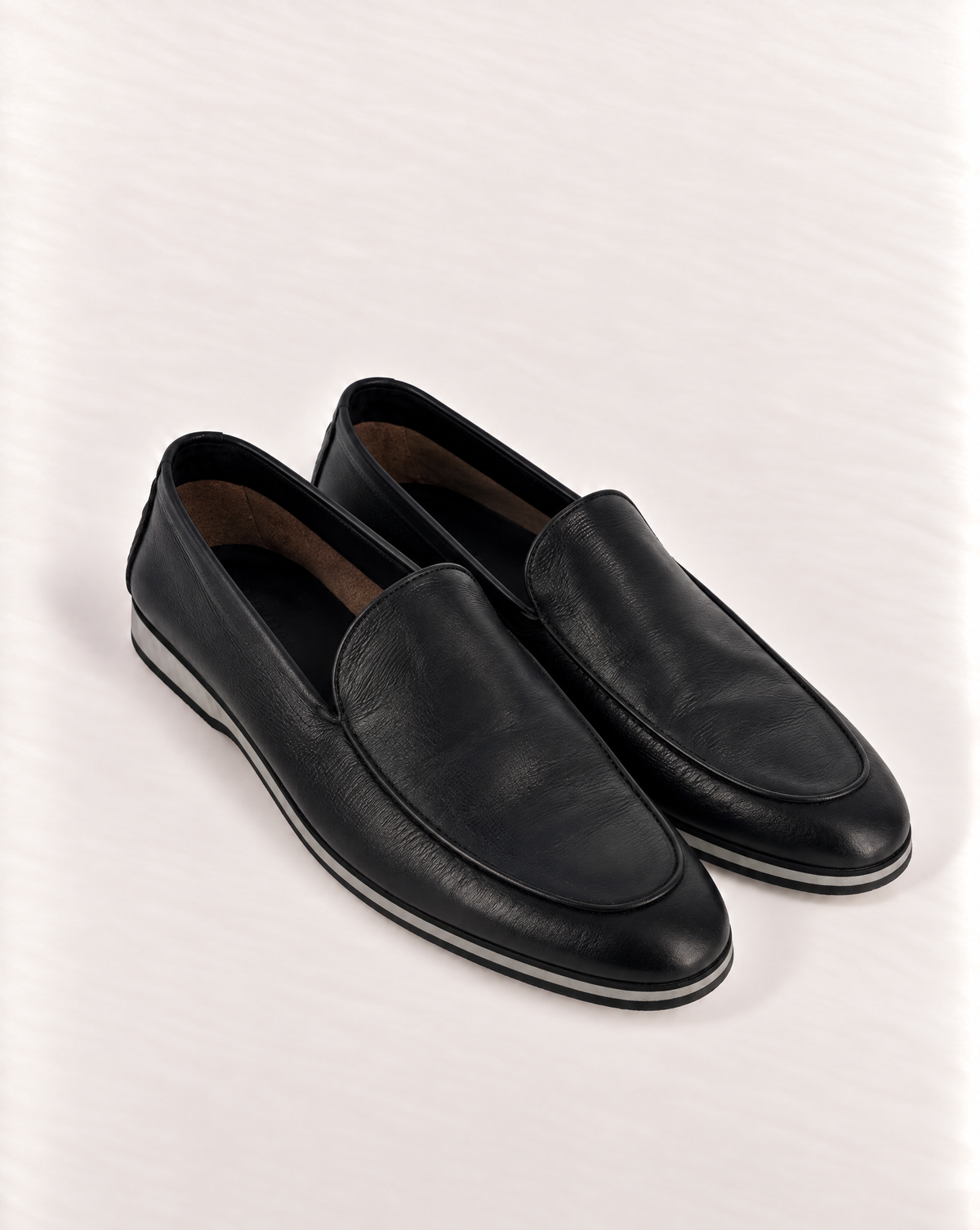 Mocassins Baldinini en cuir lisse noir semelle bicolore – Pointure 43-1