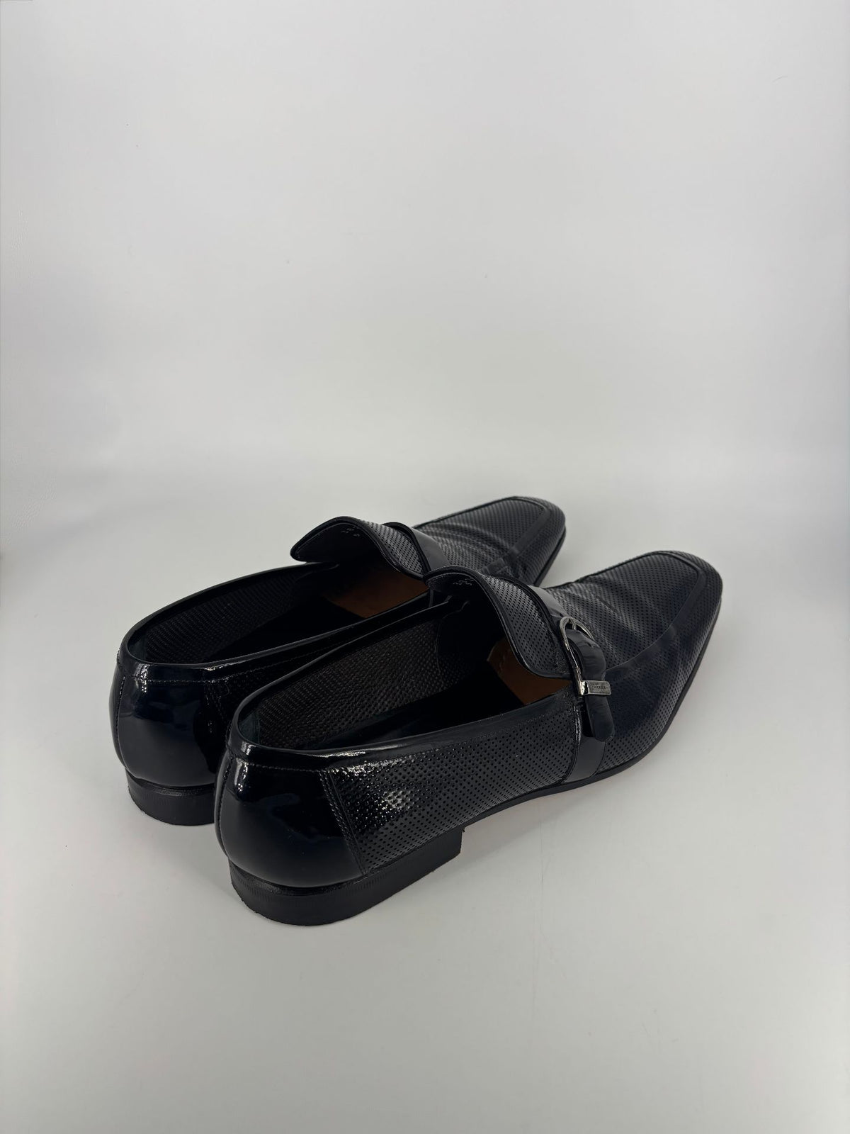 Mocassins Moreschi Banker cuir verni perforé noir – Pointure 43-6