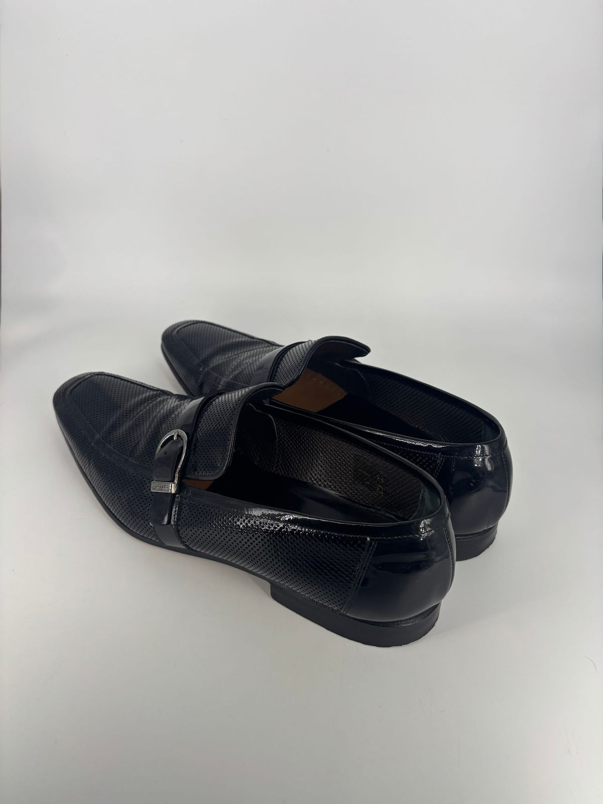 Mocassins Moreschi Banker cuir verni perforé noir – Pointure 43-4