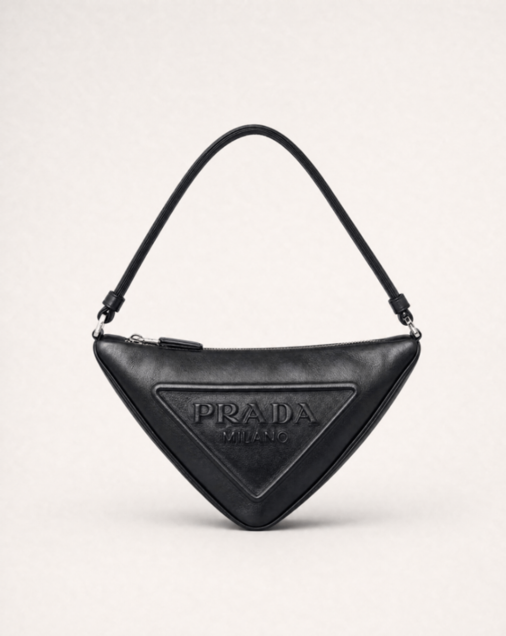 Prada – Sac triangle cuir lisse noir avec logo
