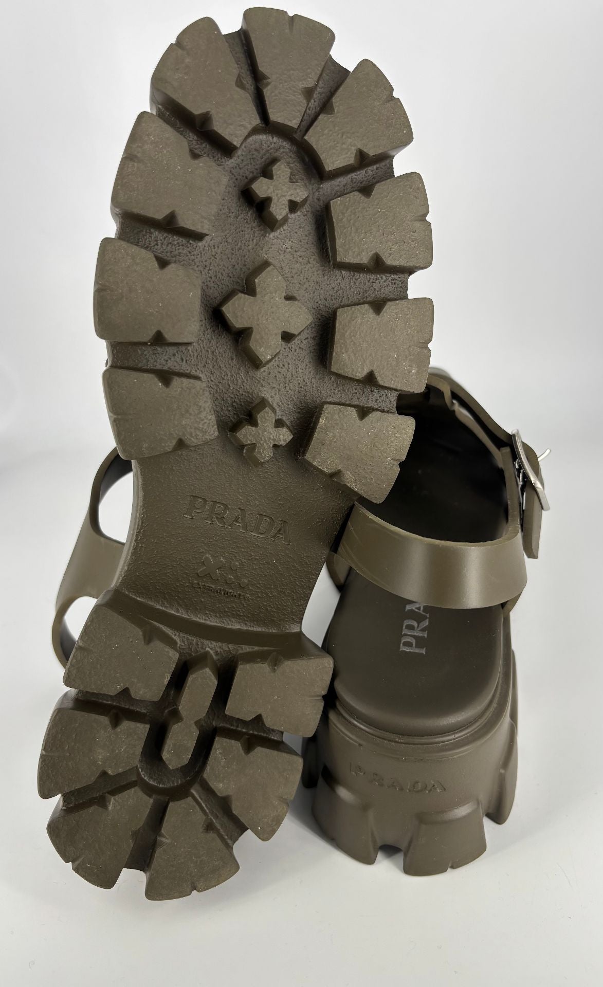 Sandales Monolith Gomme EVA kaki militaire – Prada – T. 41-9