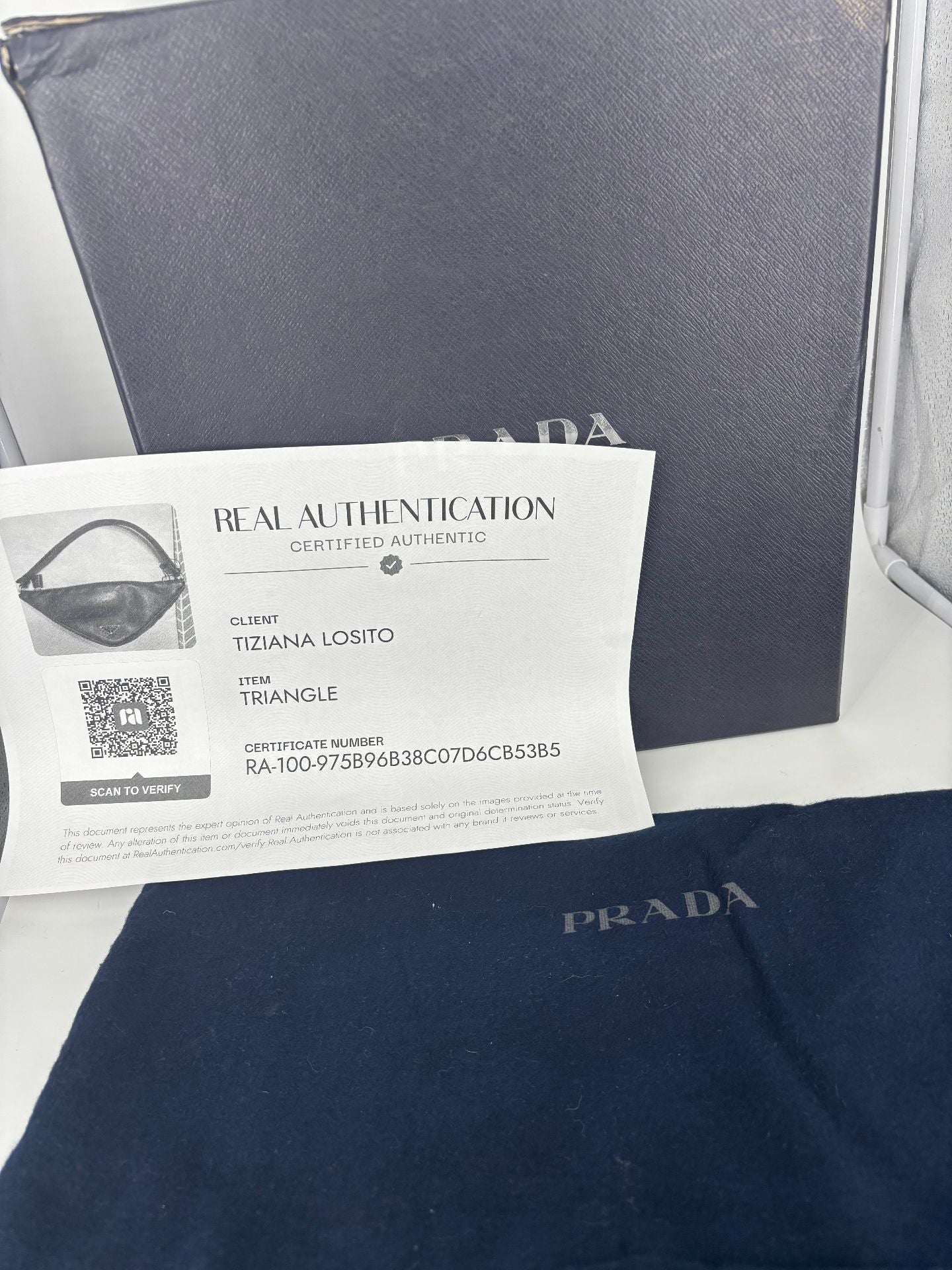 Prada – Sac triangle cuir lisse noir avec logo-5