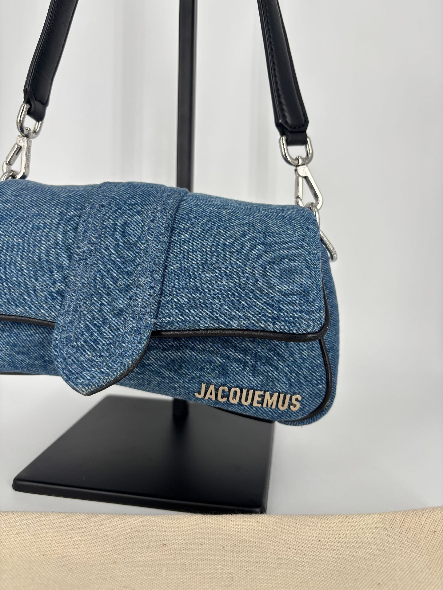 Sac Jacquemus Le Bambimou denim bleu – Baguette coussinée SS25-5