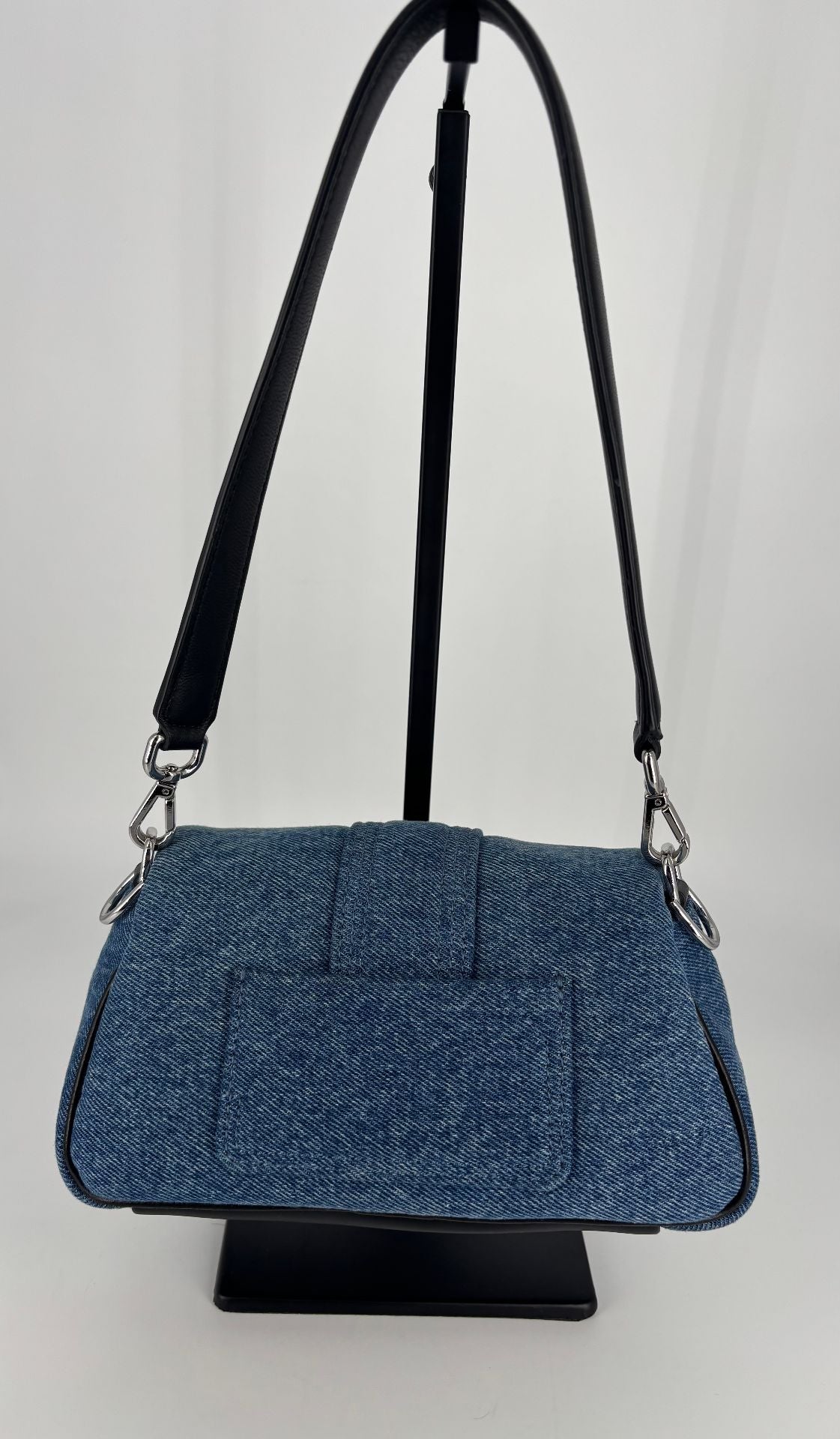 Sac Jacquemus Le Bambimou denim bleu – Baguette coussinée SS25-10