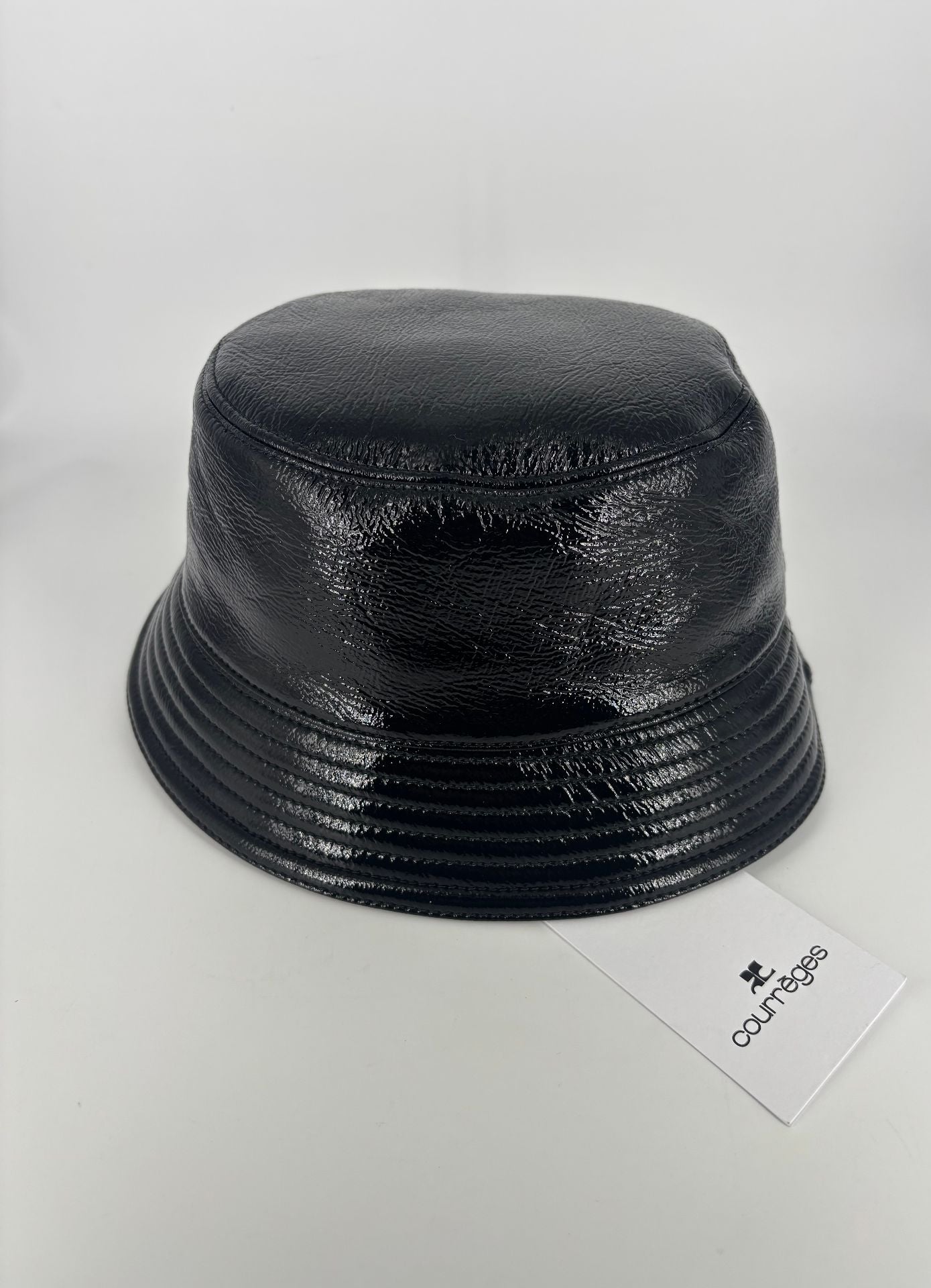 Courrèges – Bob vinyle noir logo AC – T.S – Neuf avec étiquette-6