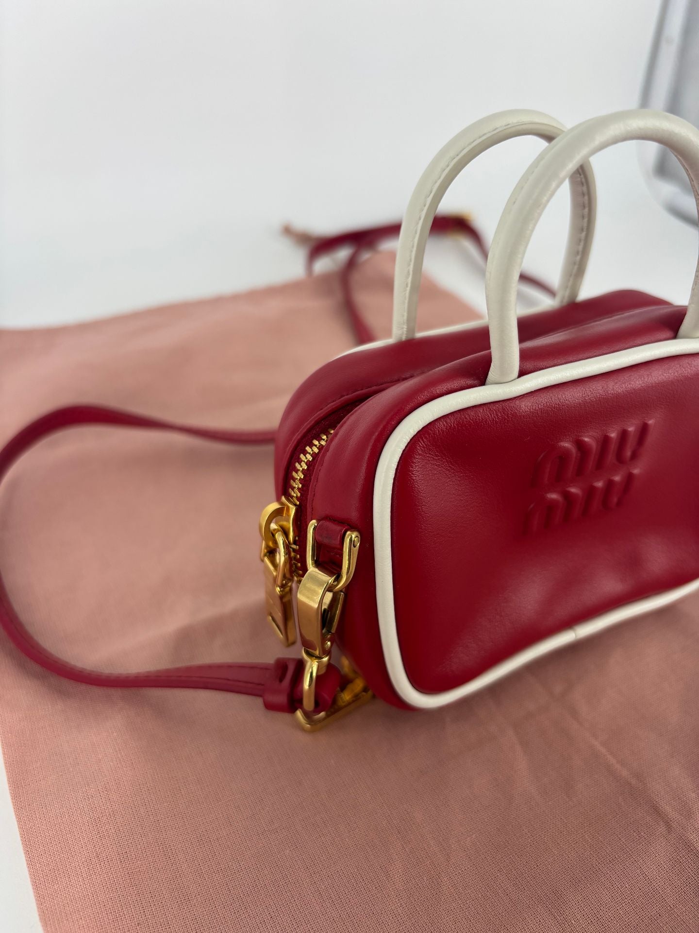 Miu Miu – Micro-bag Beau cuir de veau rouge-5