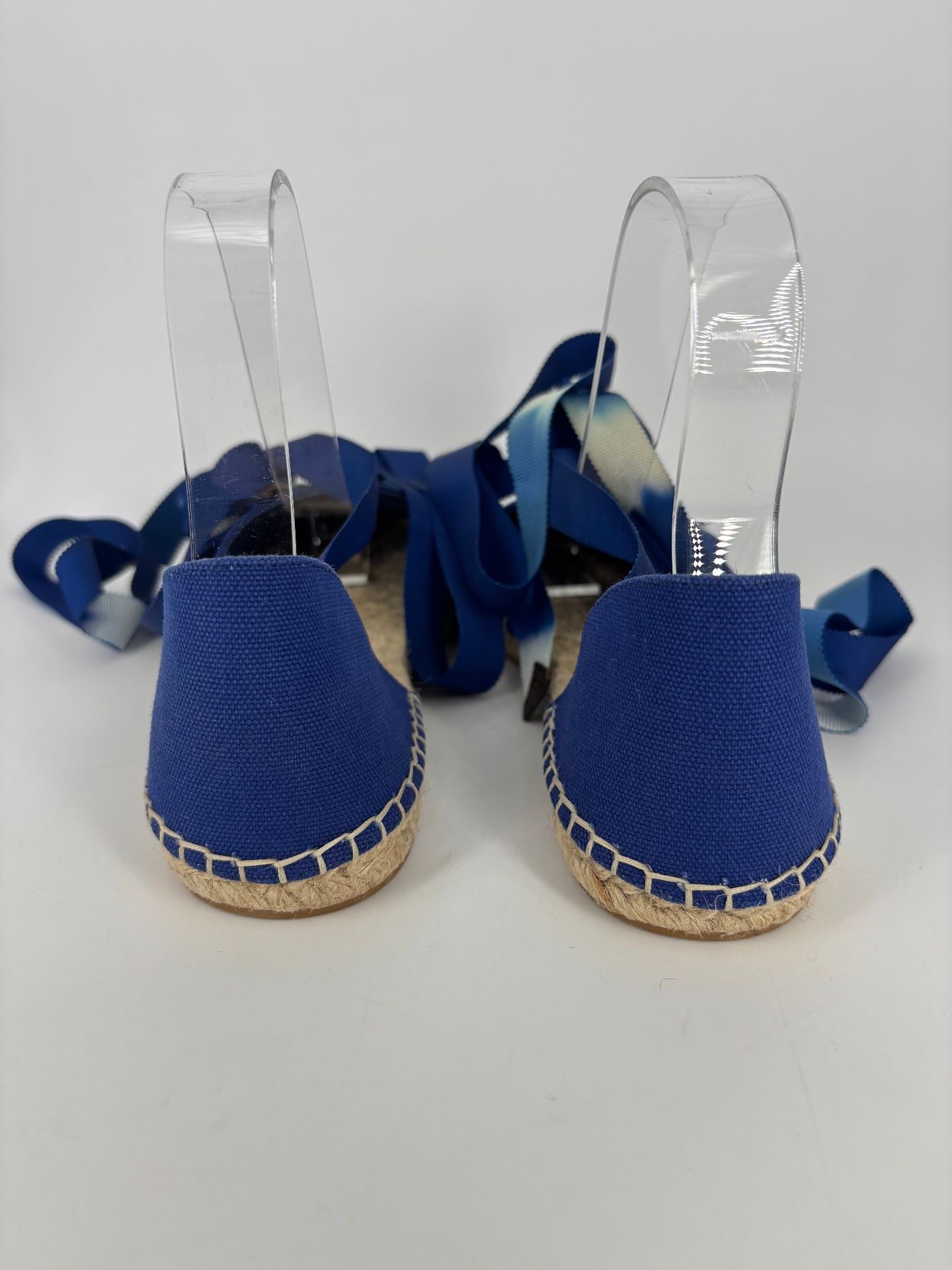 Louis Vuitton – Espadrilles Starboard toile bleue monogramme – P.37-6