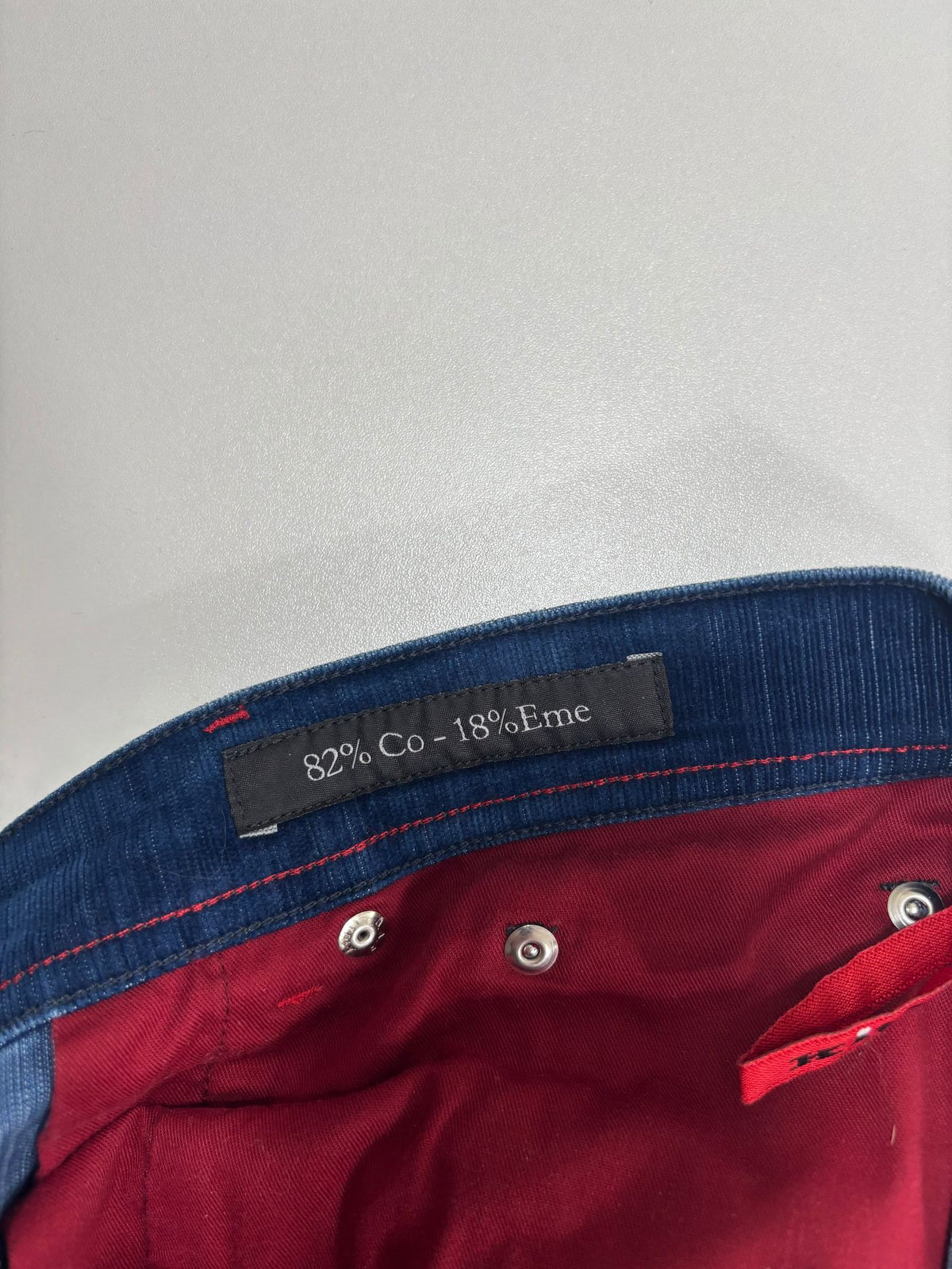 Pantalon cinq poches Kiton velours côtelé bleu indigo – Taille FR 48-12