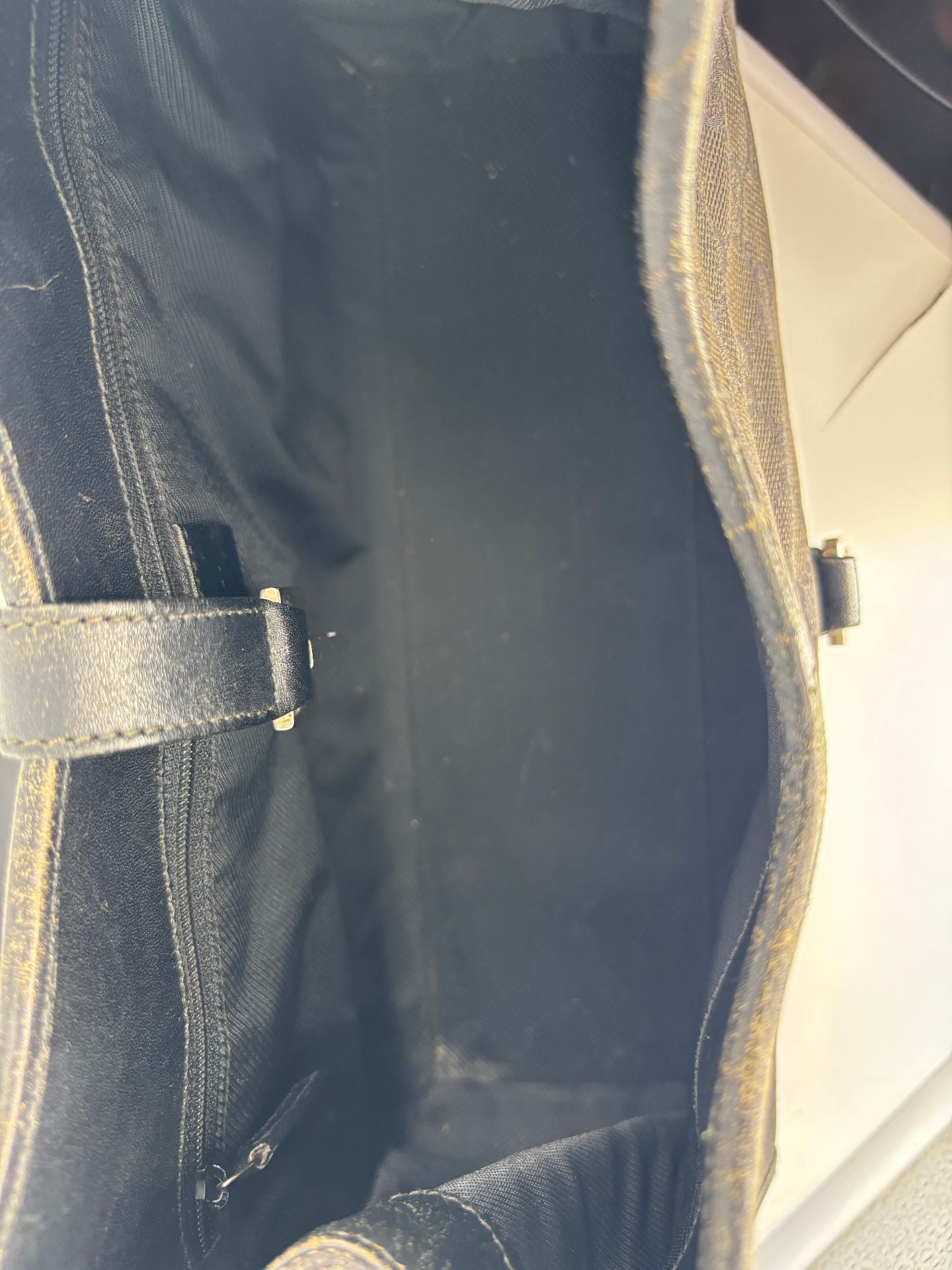 Black GG Quilted Leather Bucket Bag – Gucci – Bi-color shoulder strap-10