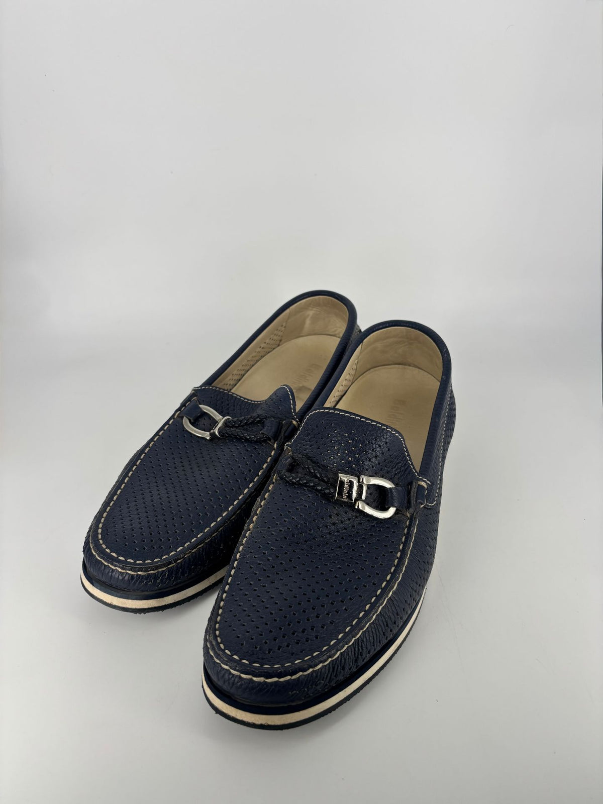 Mocassins bateau Baldinini en cuir perforé bleu marine – Pointure 43-2