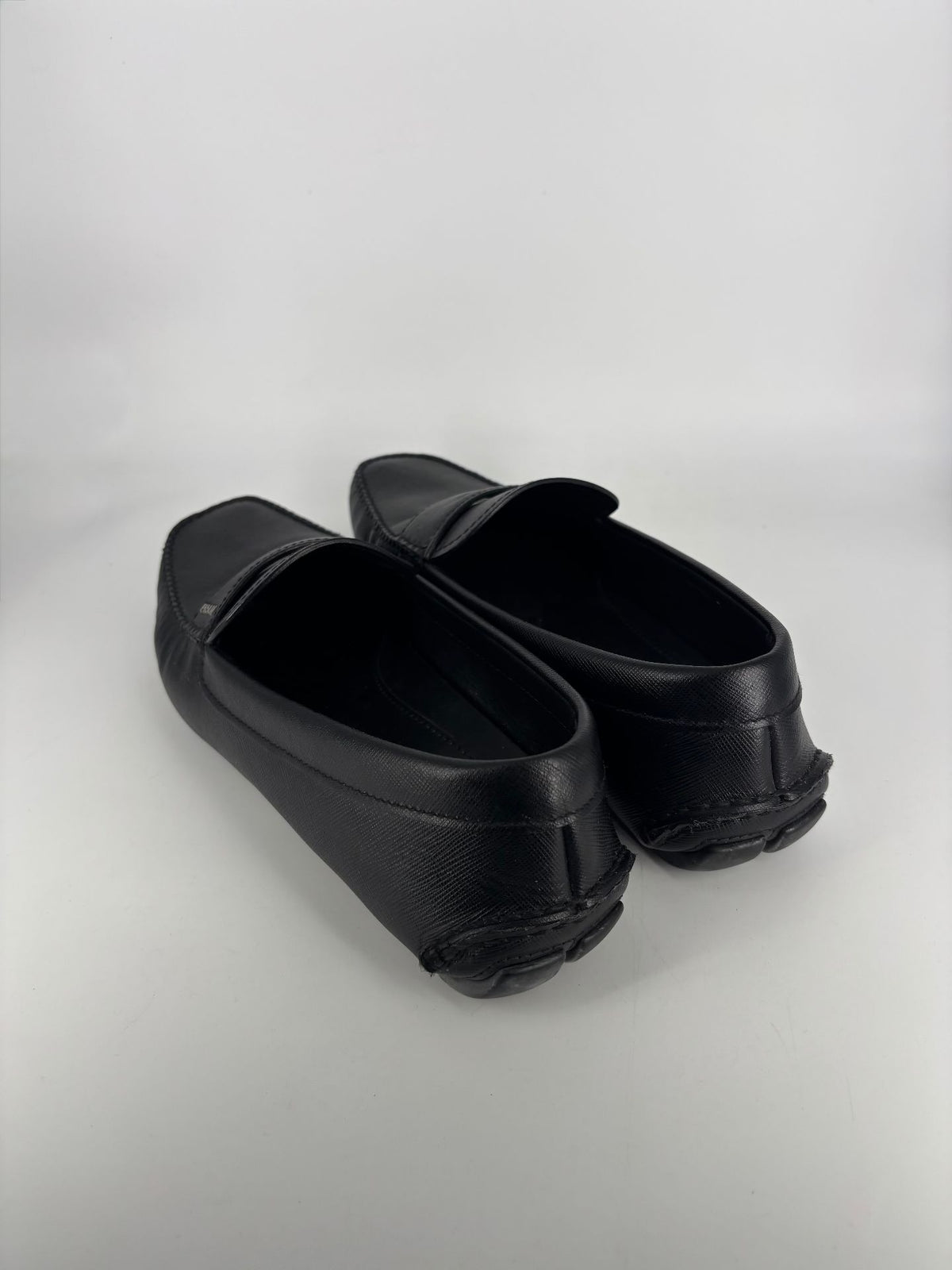 Mocassins Prada cuir Saffiano noir driver penny – Pointure 43-5