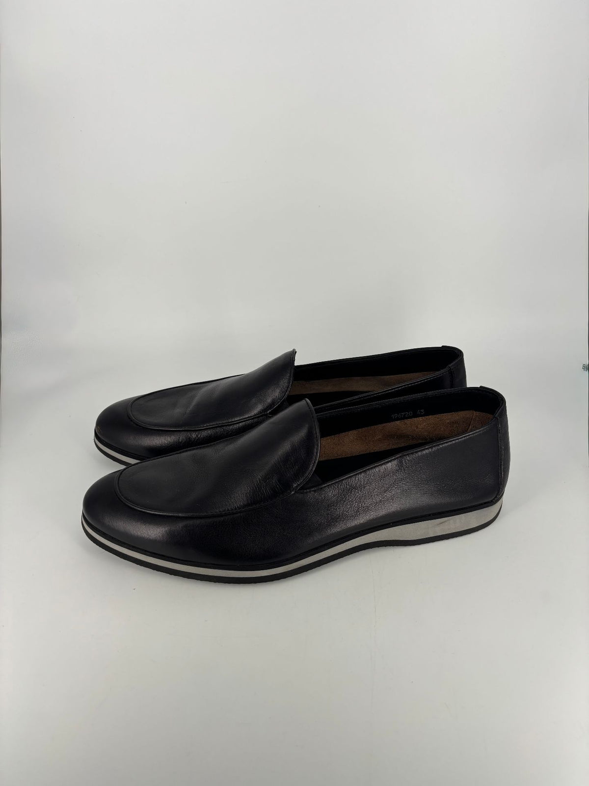 Mocassins Baldinini en cuir lisse noir semelle bicolore – Pointure 43-5
