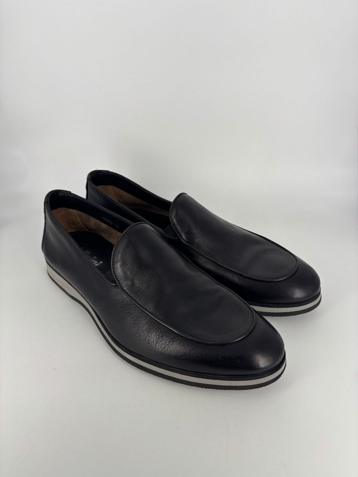 Mocassins Baldinini en cuir lisse noir semelle bicolore – Pointure 43-10