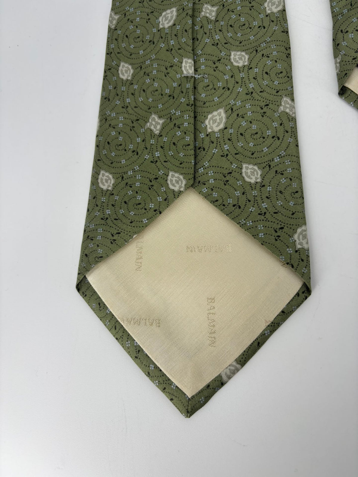 Cravate Balmain Paris vintage en soie vert olive-6