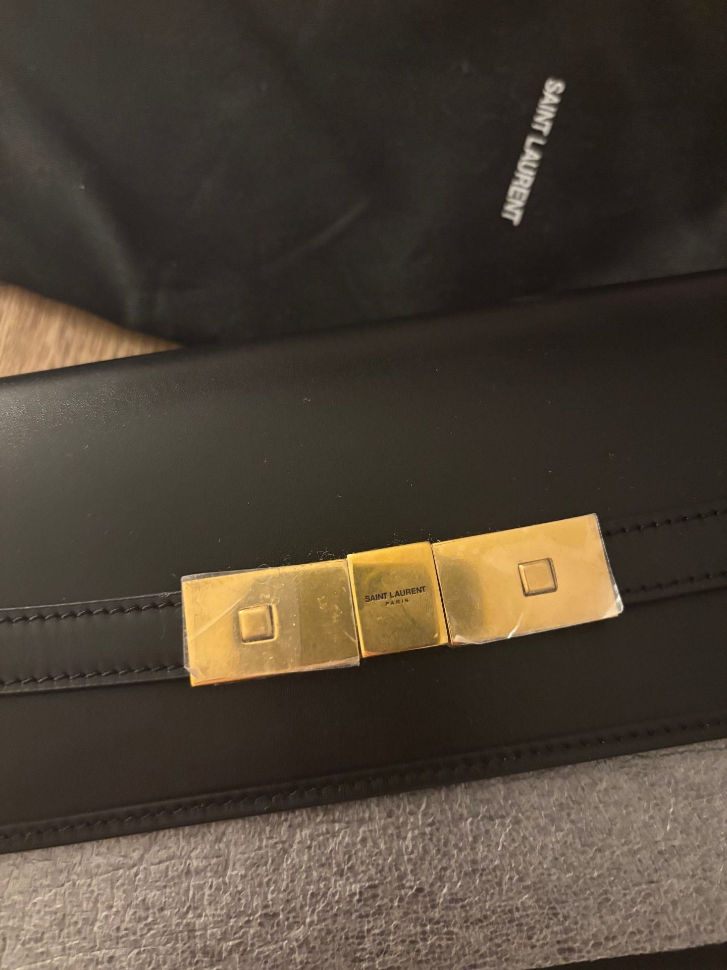 Pochette Manhattan Clutch cuir noir – Saint Laurent-3