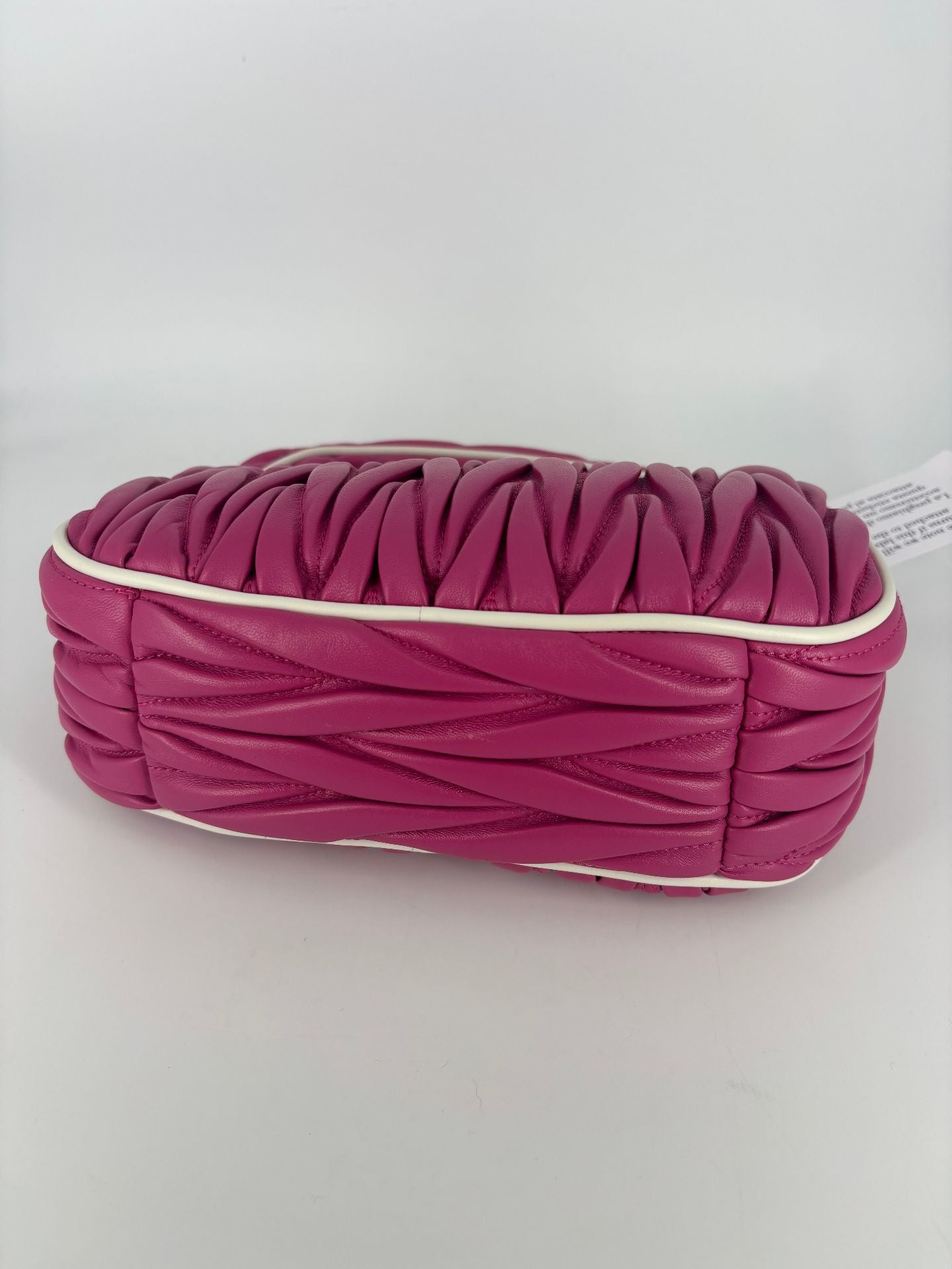 Miu Miu Wander cuir nappa matelassé rose fuchsia bords ivoire – Neuf-10