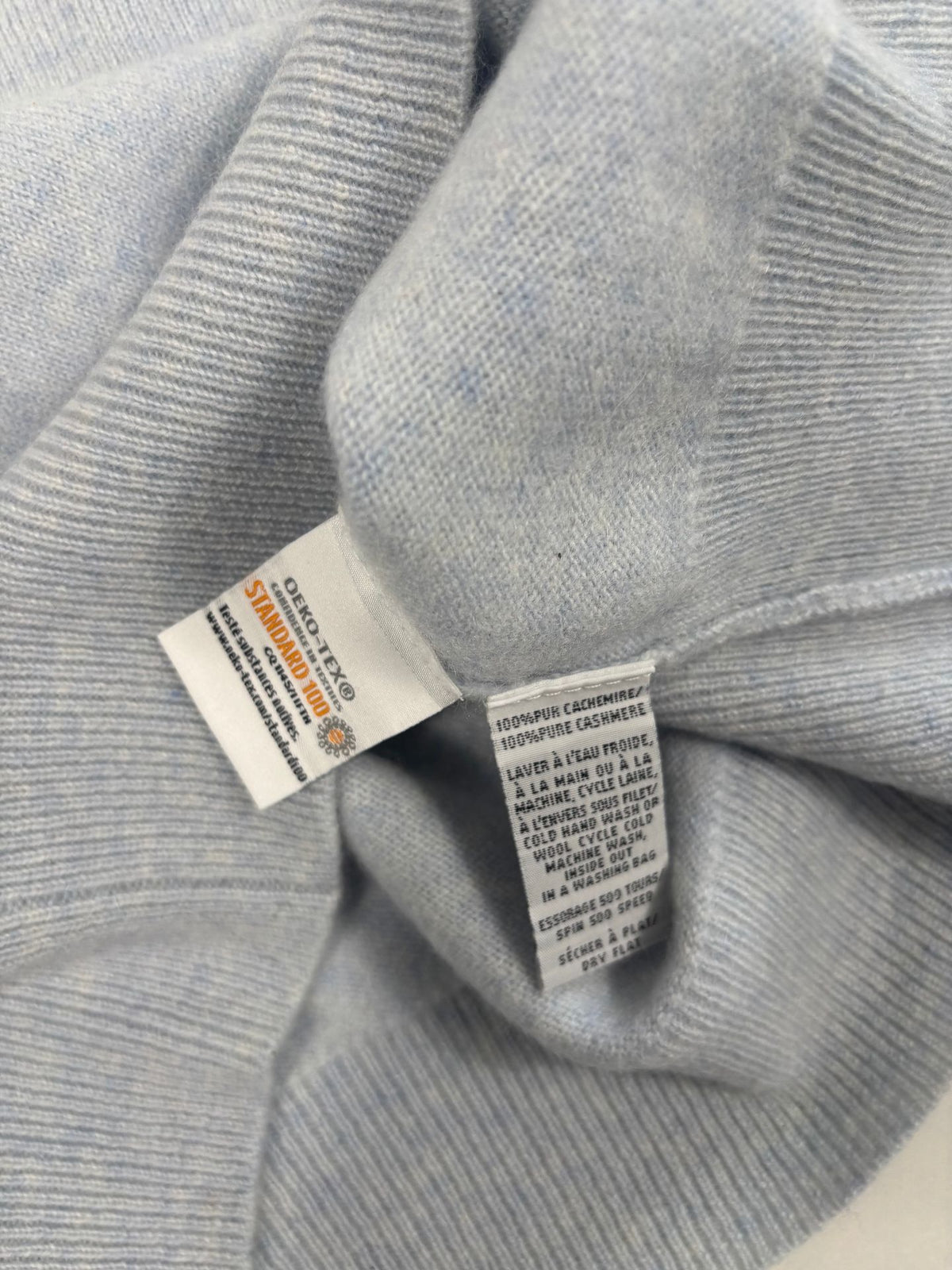 Pull Eric Bompard col V en pur cachemire bleu ciel chiné – Taille L-6