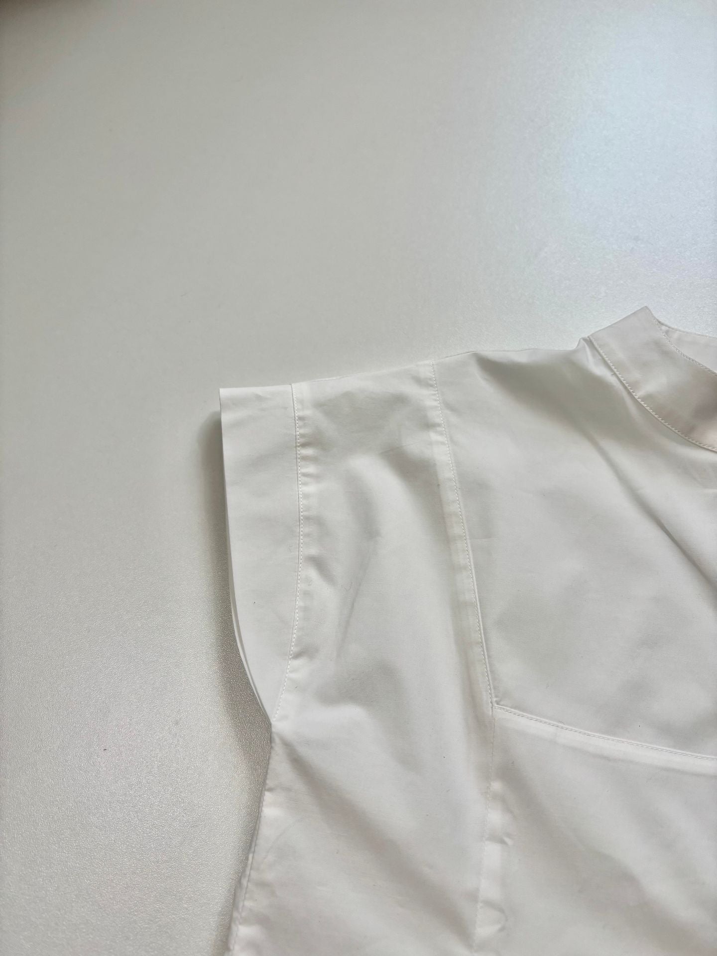 Chemise blanche Dior enfant abeille brodée rose – 10 ans-5