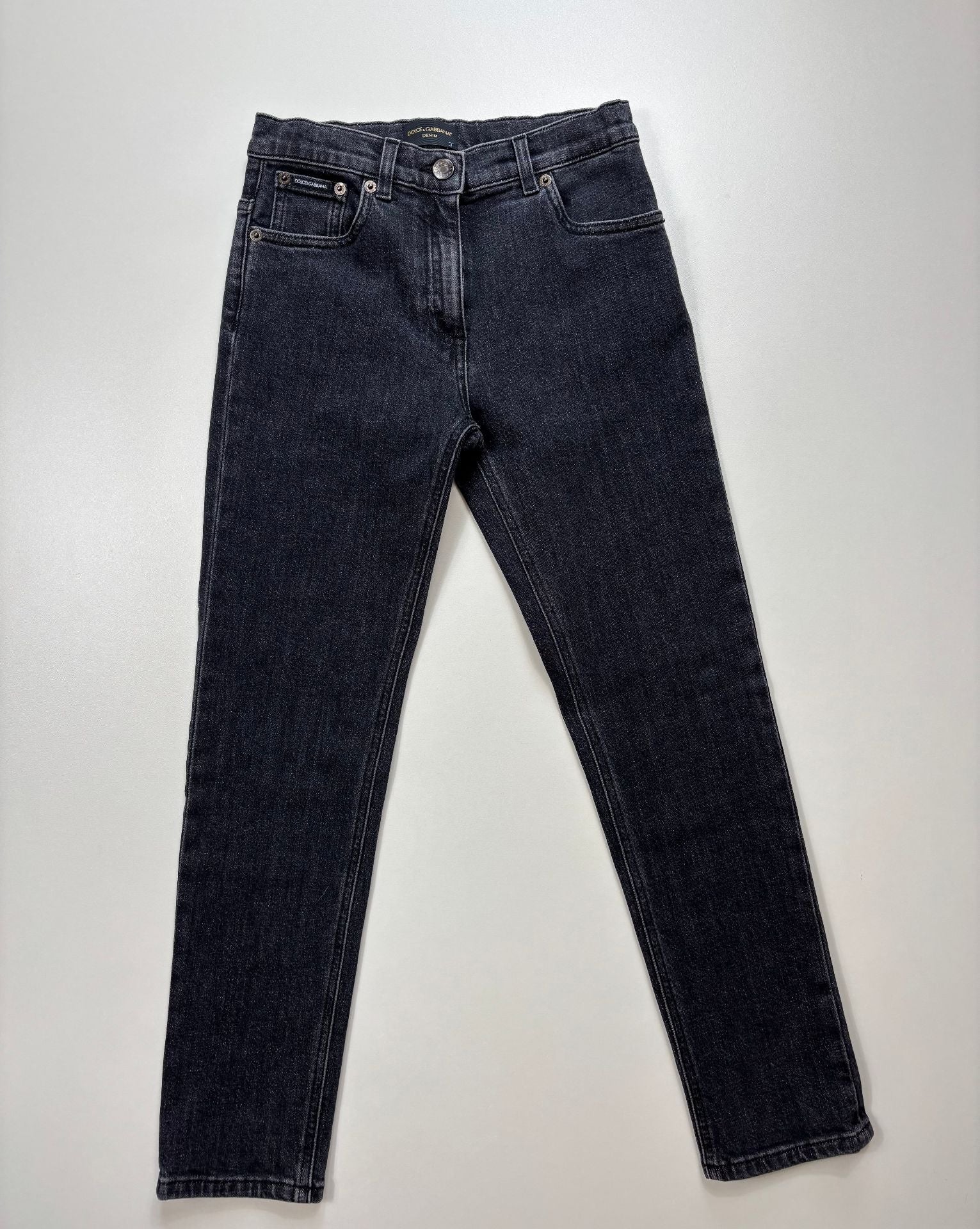 Jean Dolce & Gabbana enfant denim noir délavé plaque logo – Taille 10 ans-2