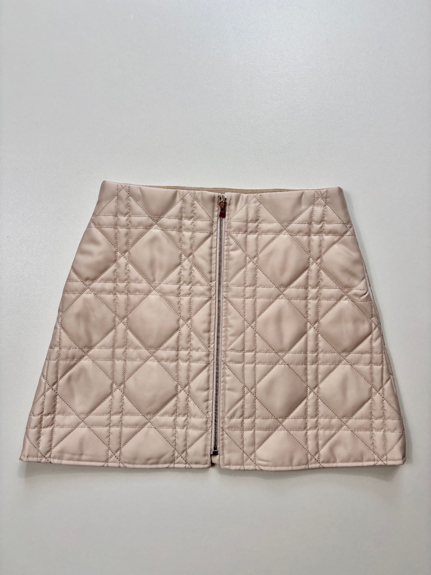 Jupe Dior enfant matelassée Cannage rose poudré zip doré – Taille 10 ans-2