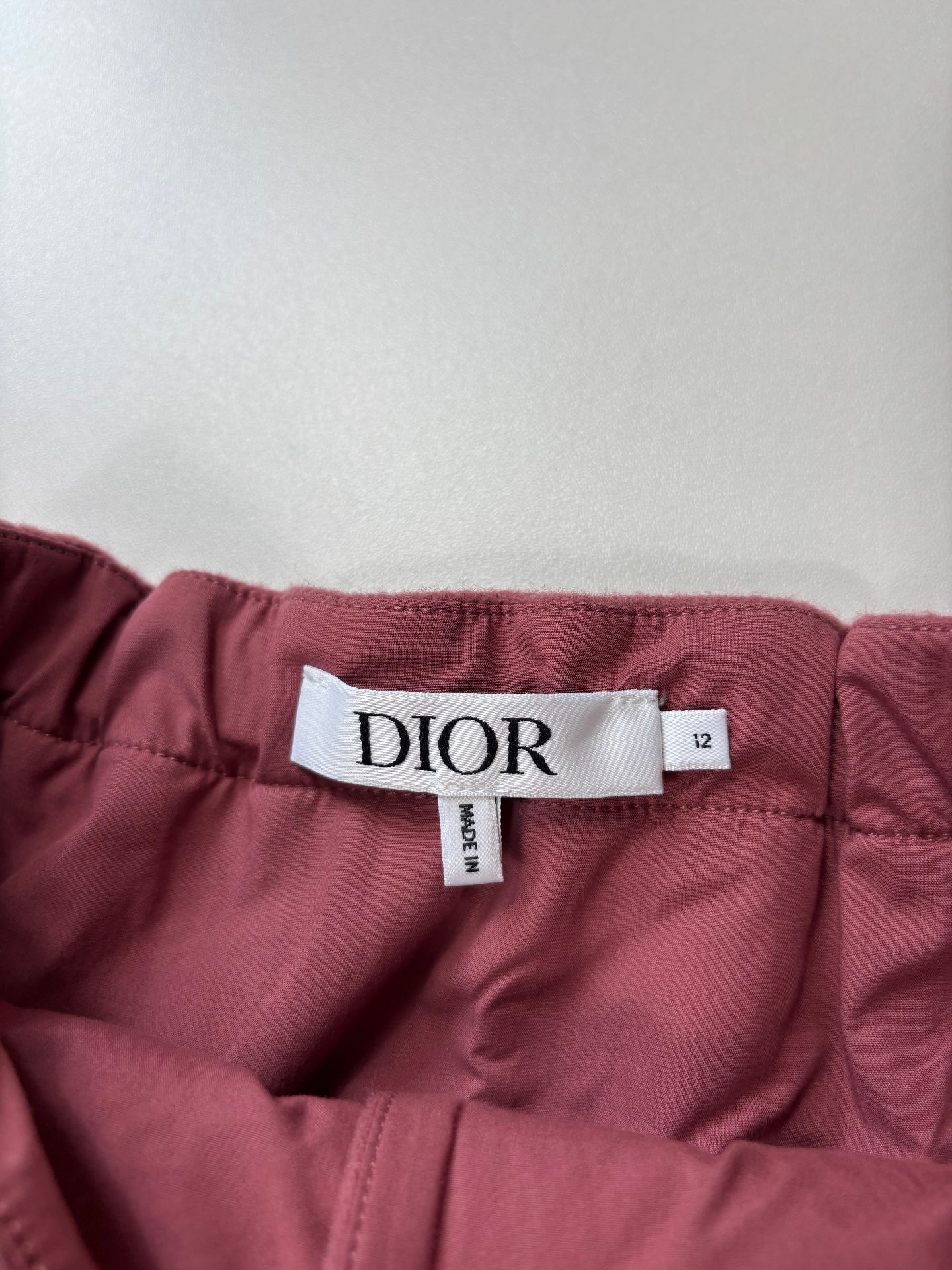 Ensemble Dior enfant caban croisé + jupe trapèze vieux rose – boutons dorés abeille – 12 ans-9