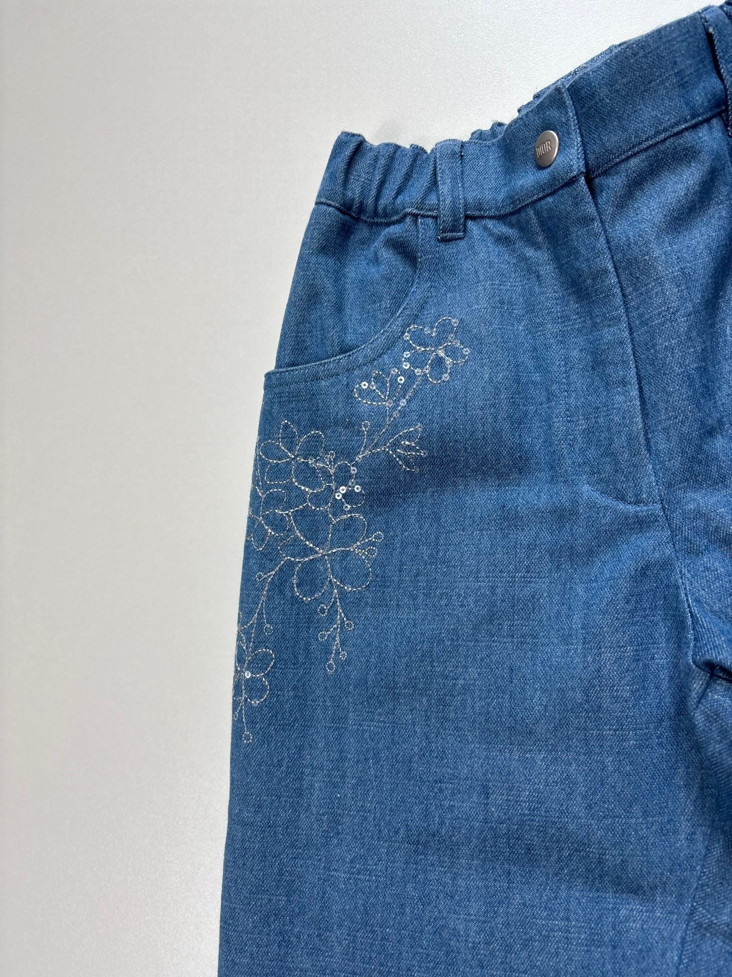 Ensemble jean Dior enfant broderies florales dorées – veste + pantalon – 10 ans-16