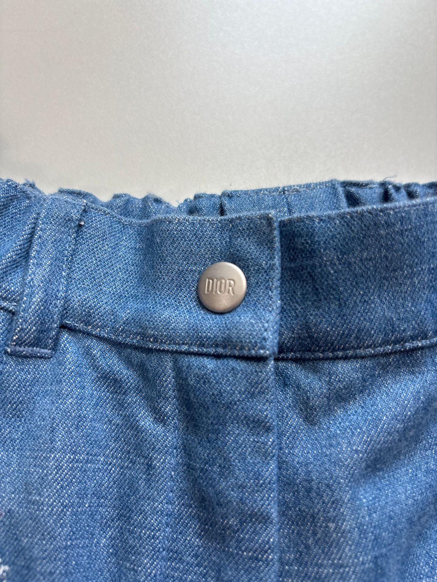 Ensemble jean Dior enfant broderies florales dorées – veste + pantalon – 10 ans-17