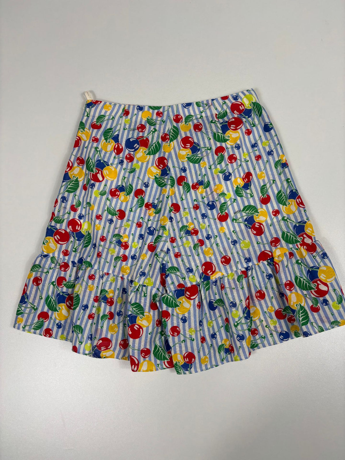 Short Gucci en coton rayé imprimé cerises à volant – Taille 36-6