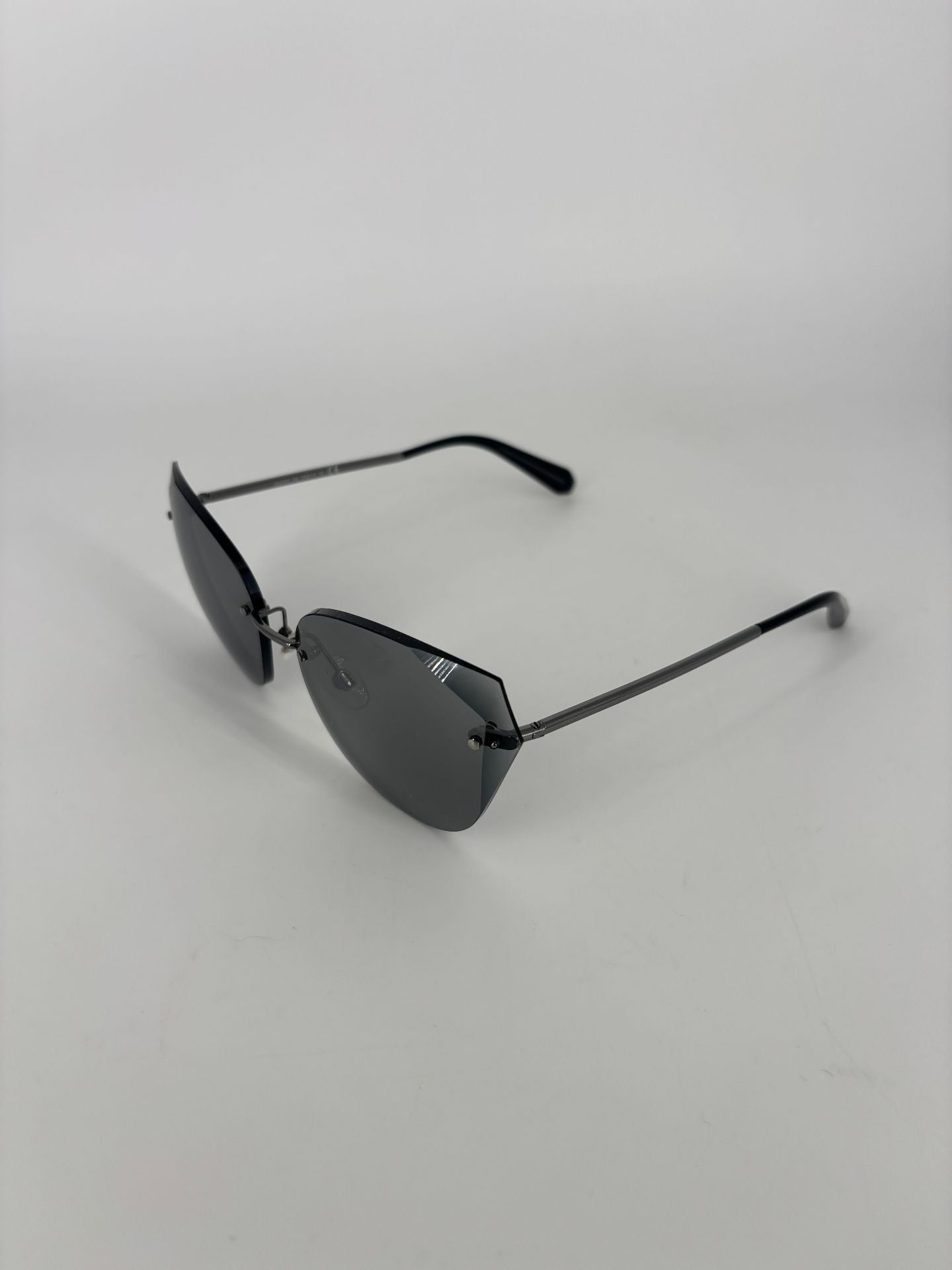 Lunettes de soleil Chanel sans monture métal gunmetal verres miroir gris-2