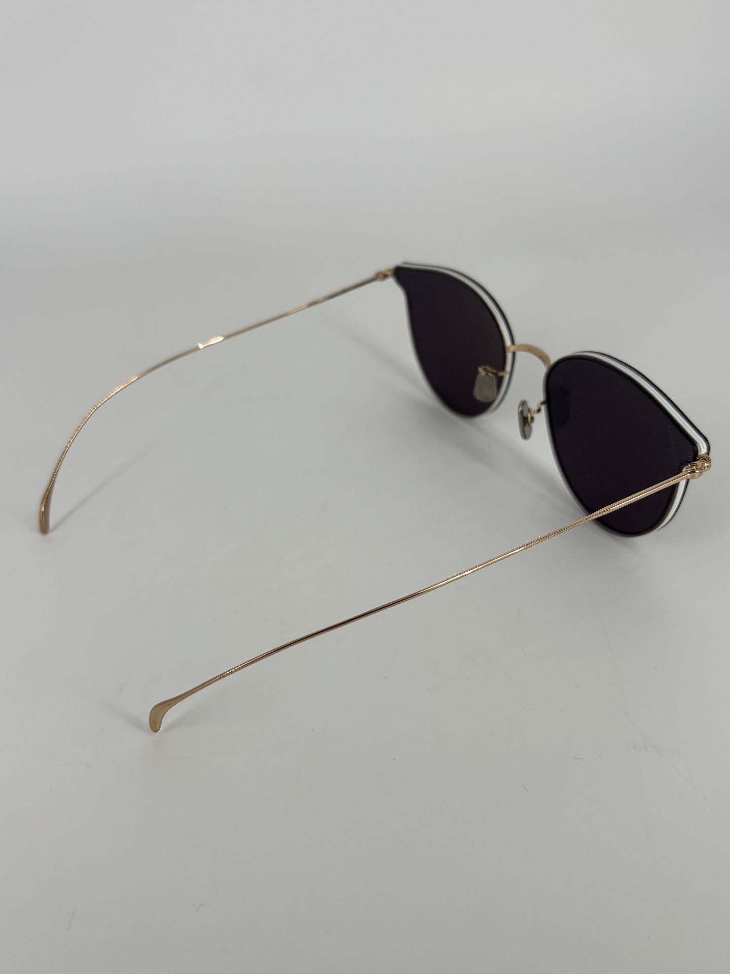 Lunettes de soleil Eyevan 7285 sans monture métal doré bord blanc-5