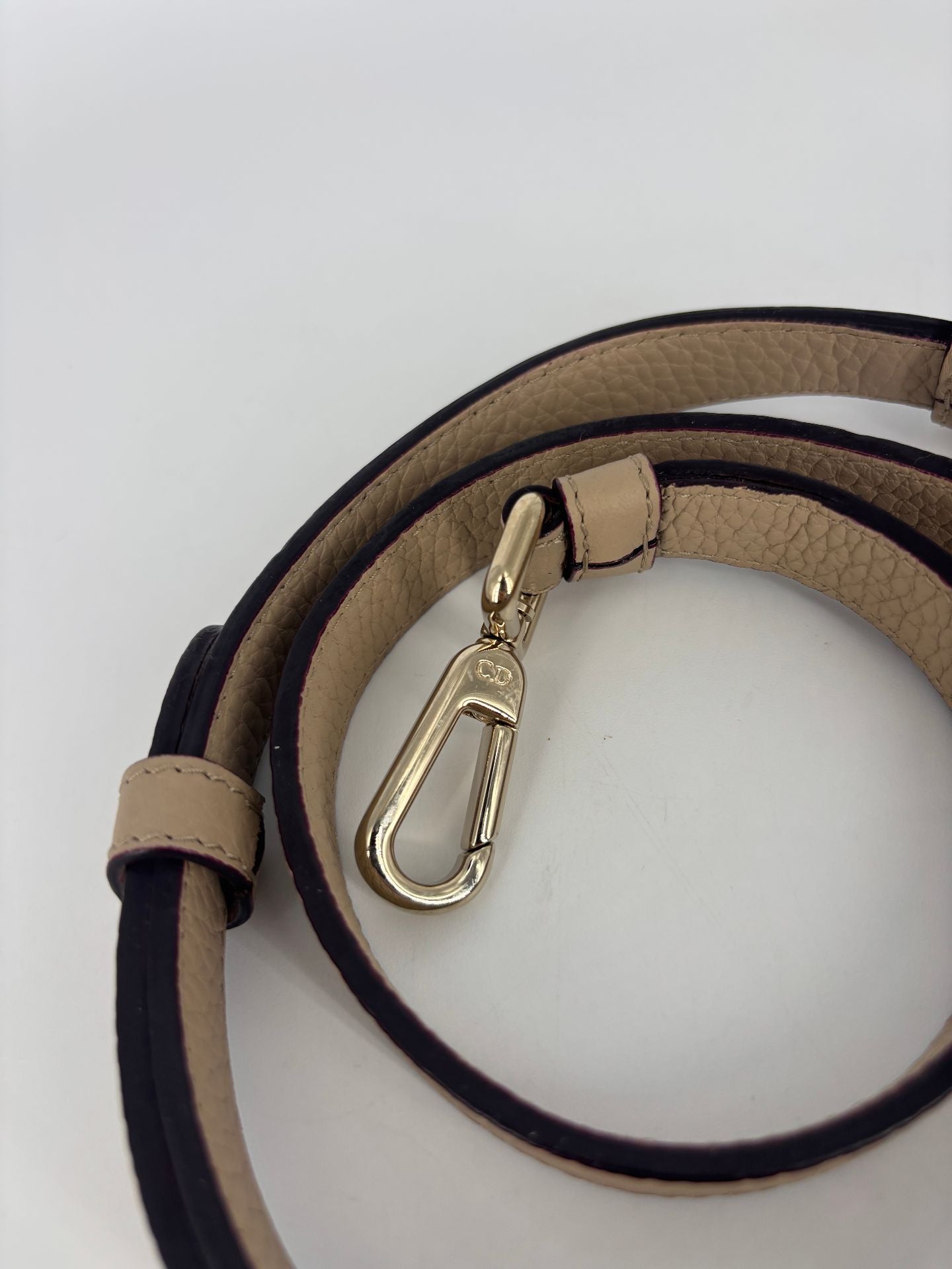 Bandoulière Dior cuir grainé beige embout doré-3