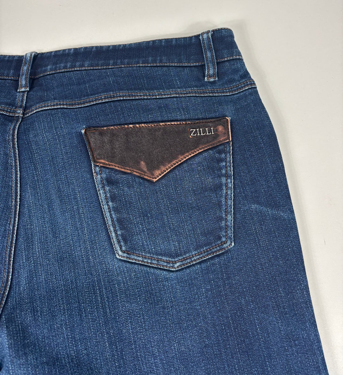 Jean Zilli en denim stretch bleu détails cuir marron – Taille 50-9