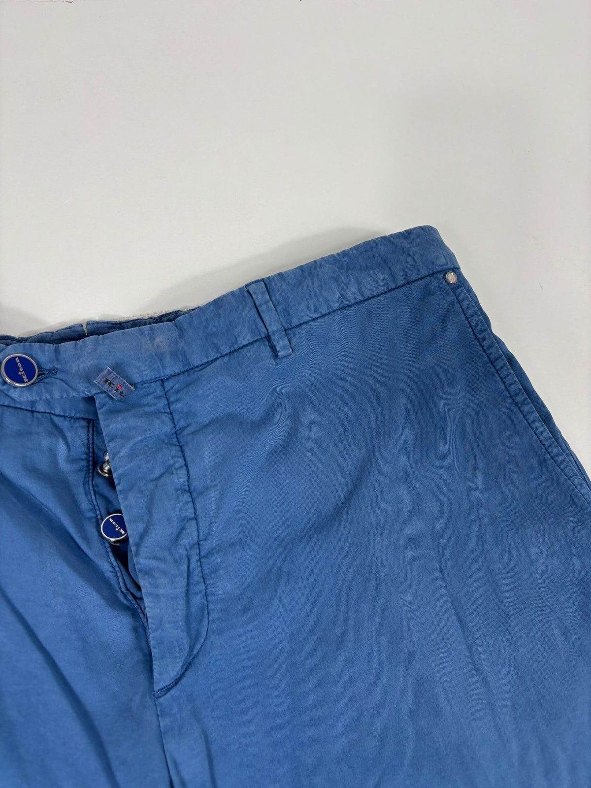 Pantalon chino Kiton bleu en coton et soie stretch – Taille FR 48-5