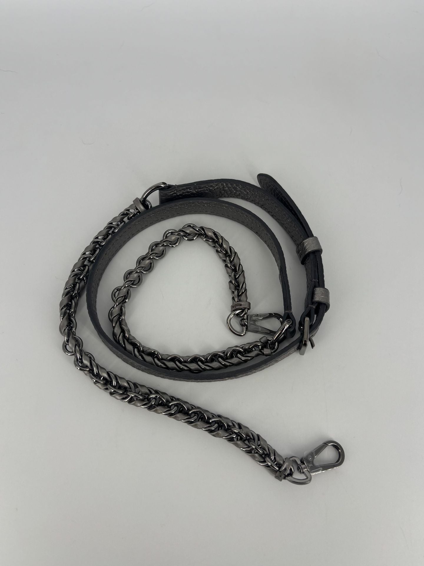 Bandoulière Louis Vuitton chaîne gunmetal tressée cuir noir – 115 cm-2