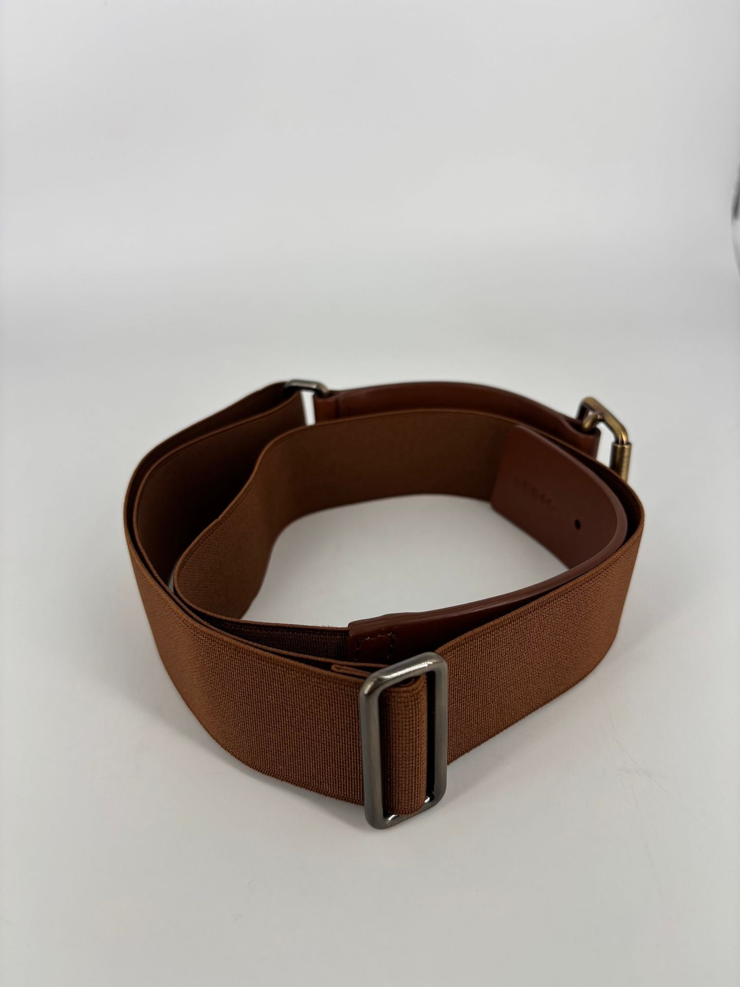 Ceinture Akris Sporty-Belt élastique cuir de veau boucle trapèze – 35 mm-3