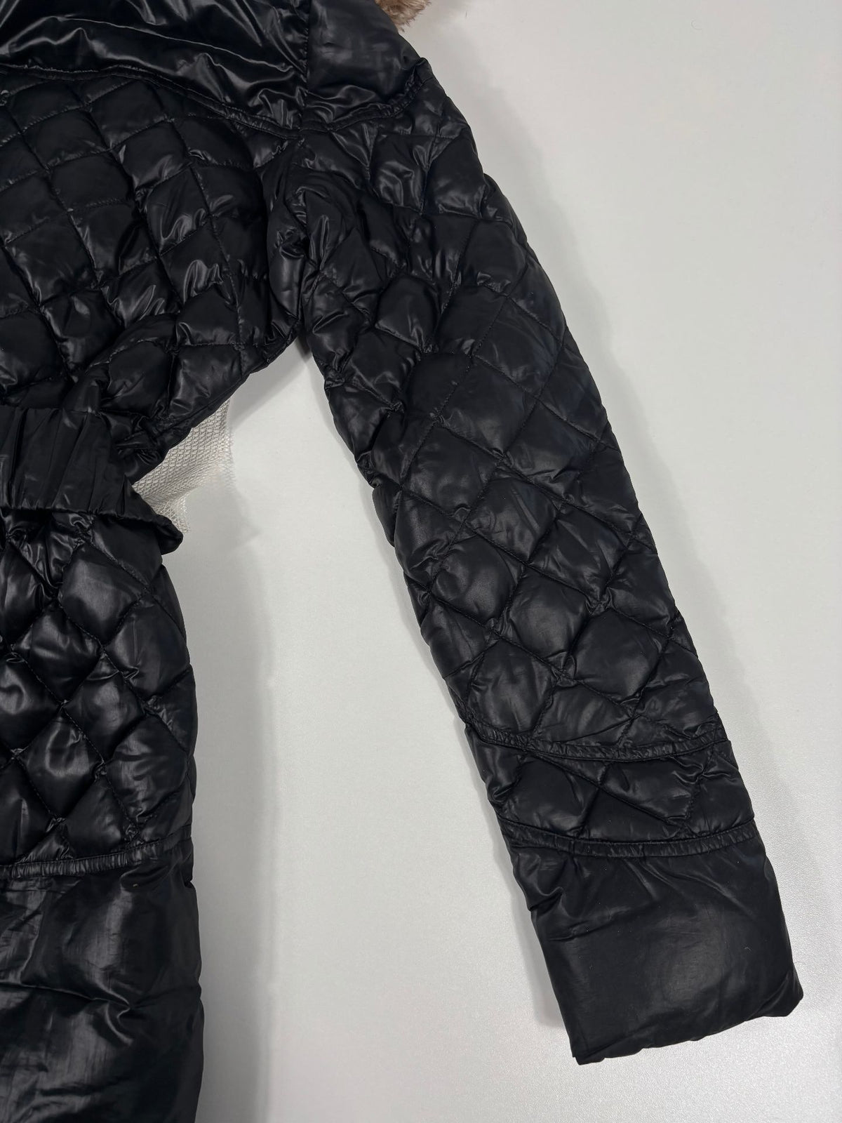Doudoune longue EA7 Emporio Armani noire matelassée ceinturée – Taille XS-12