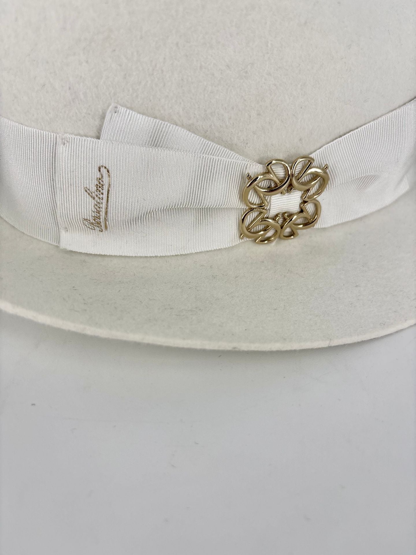 Chapeau Borsalino x Elie Saab modèle Nila feutre de poil blanc neuf – Collection capsule-4