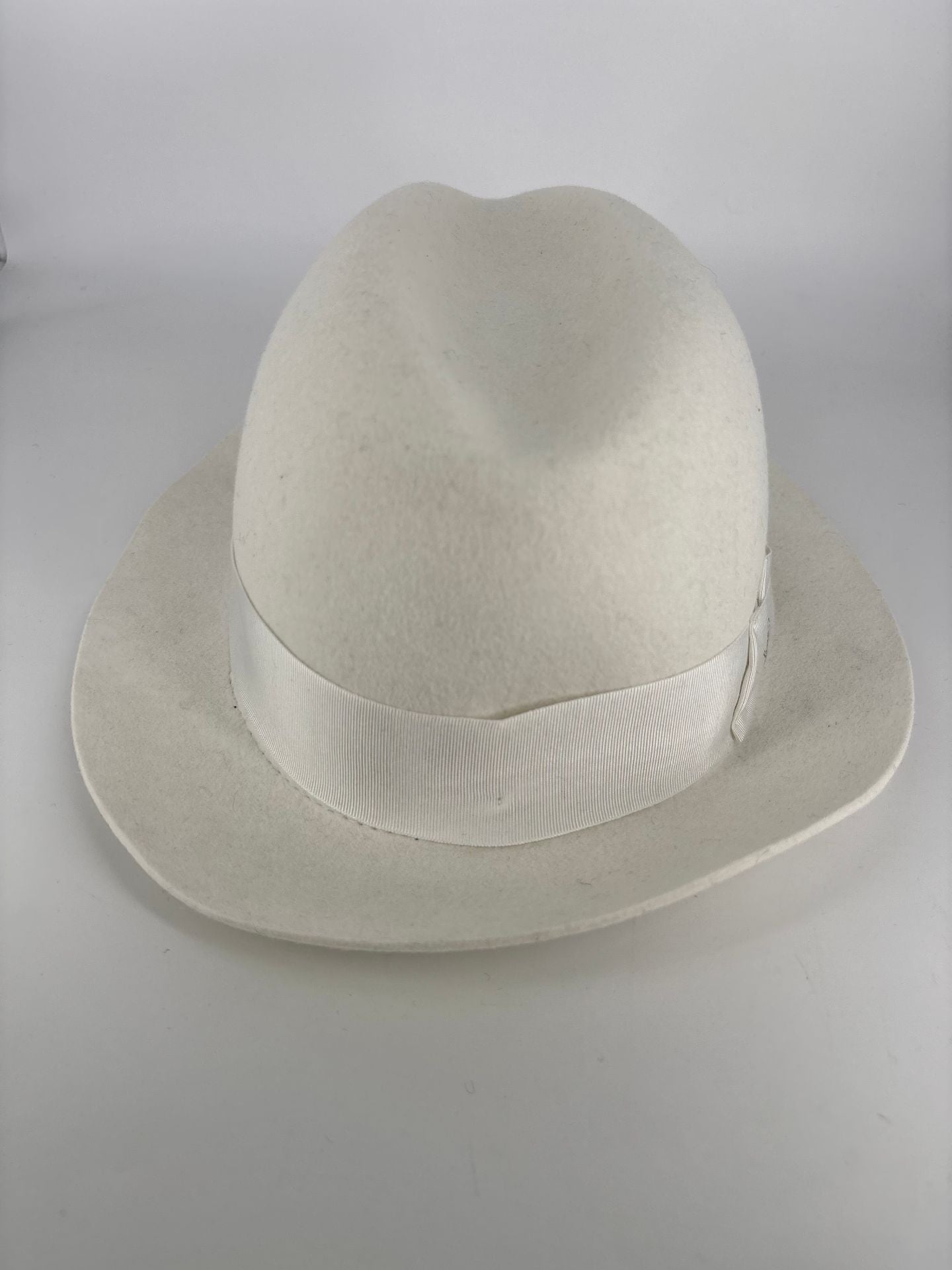 Chapeau Borsalino x Elie Saab modèle Nila feutre de poil blanc neuf – Collection capsule-5