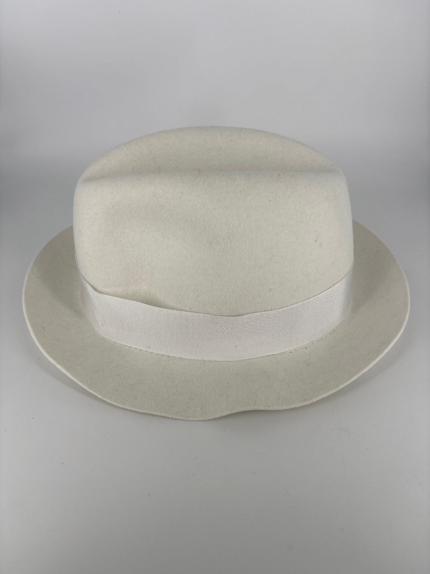 Chapeau Borsalino x Elie Saab modèle Nila feutre de poil blanc neuf – Collection capsule-6
