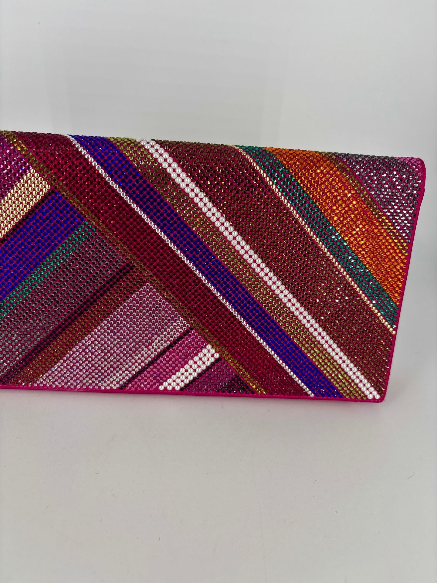 Pochette Renaud Pellegrino intégralement pailletée – Sac de soirée 28 × 12 cm-3